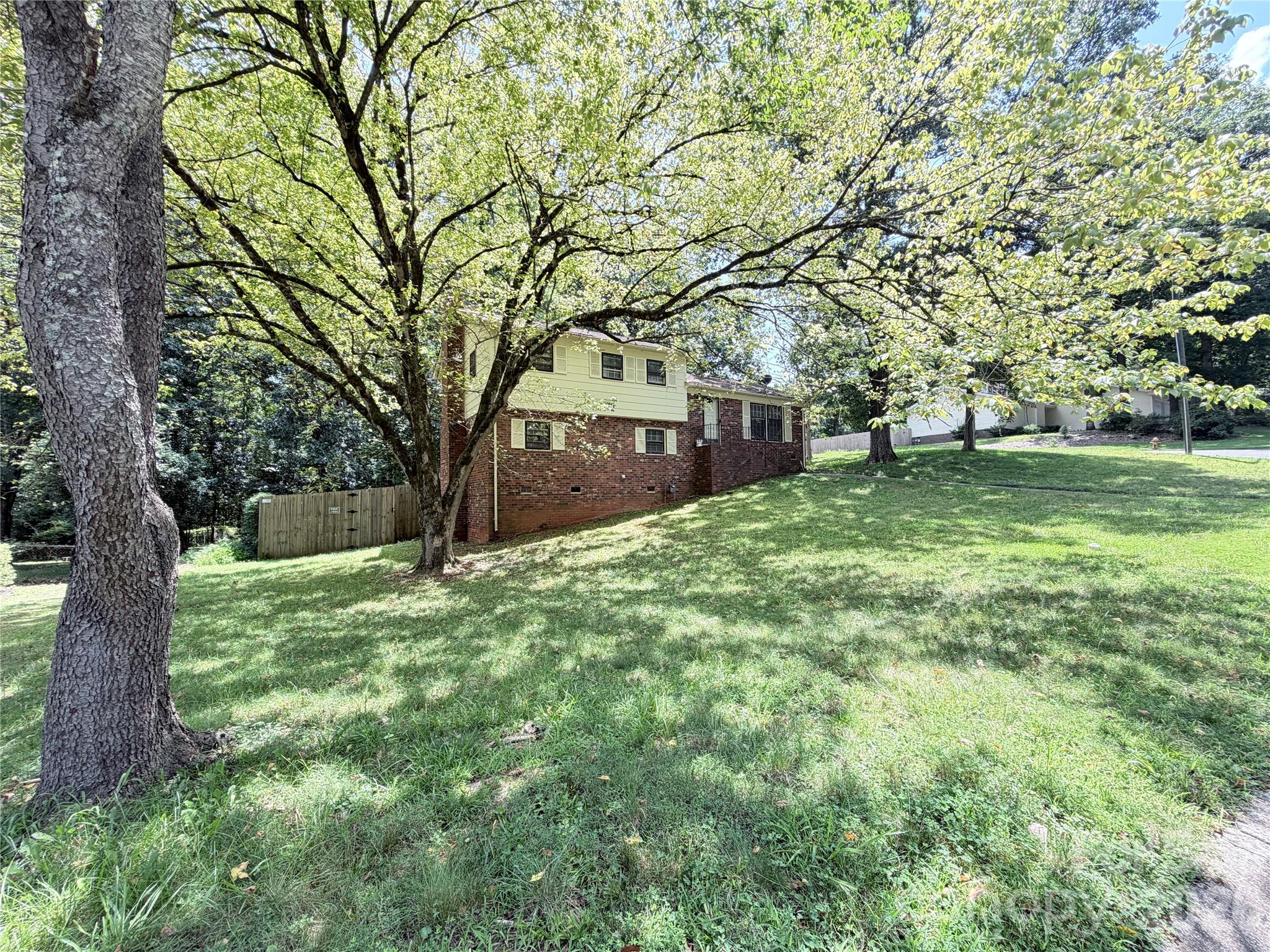 931 Pineborough Road