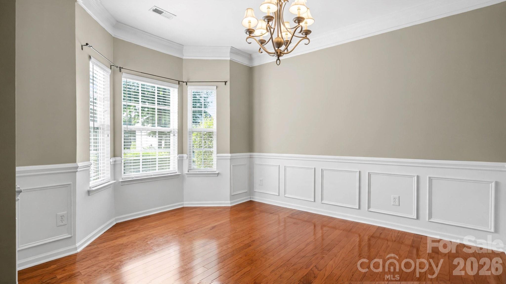 2429 Oakdale Creek Lane