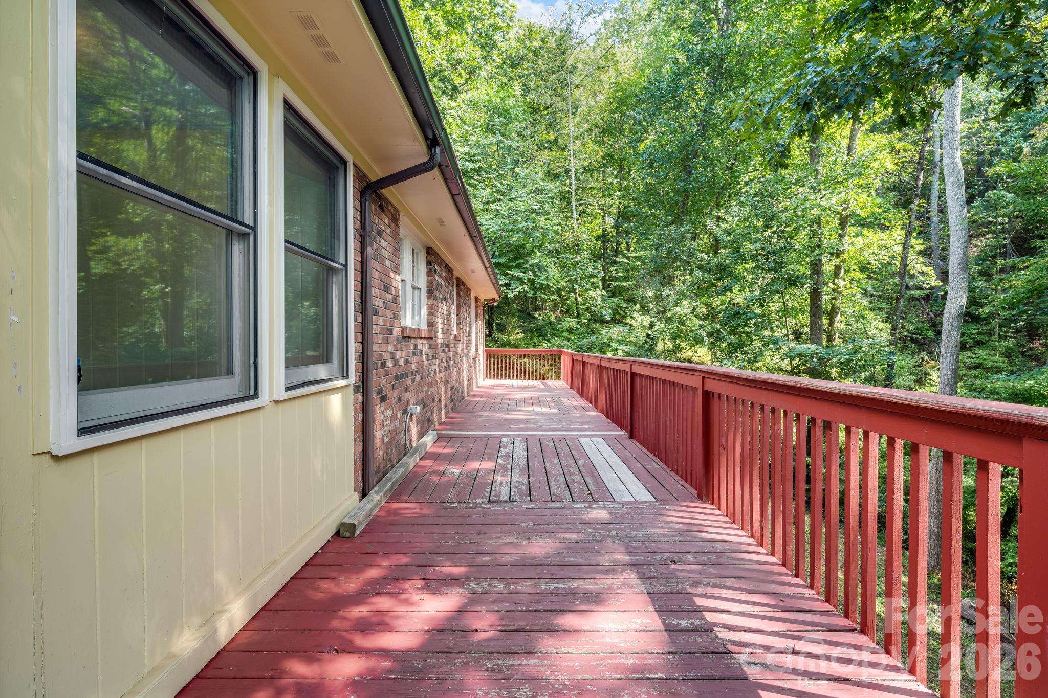 165 Cherokee Road