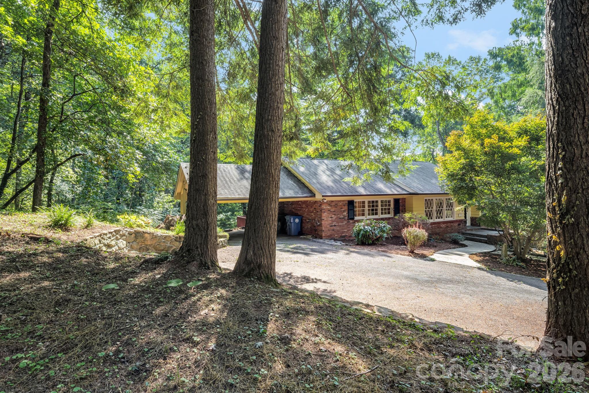 165 Cherokee Road