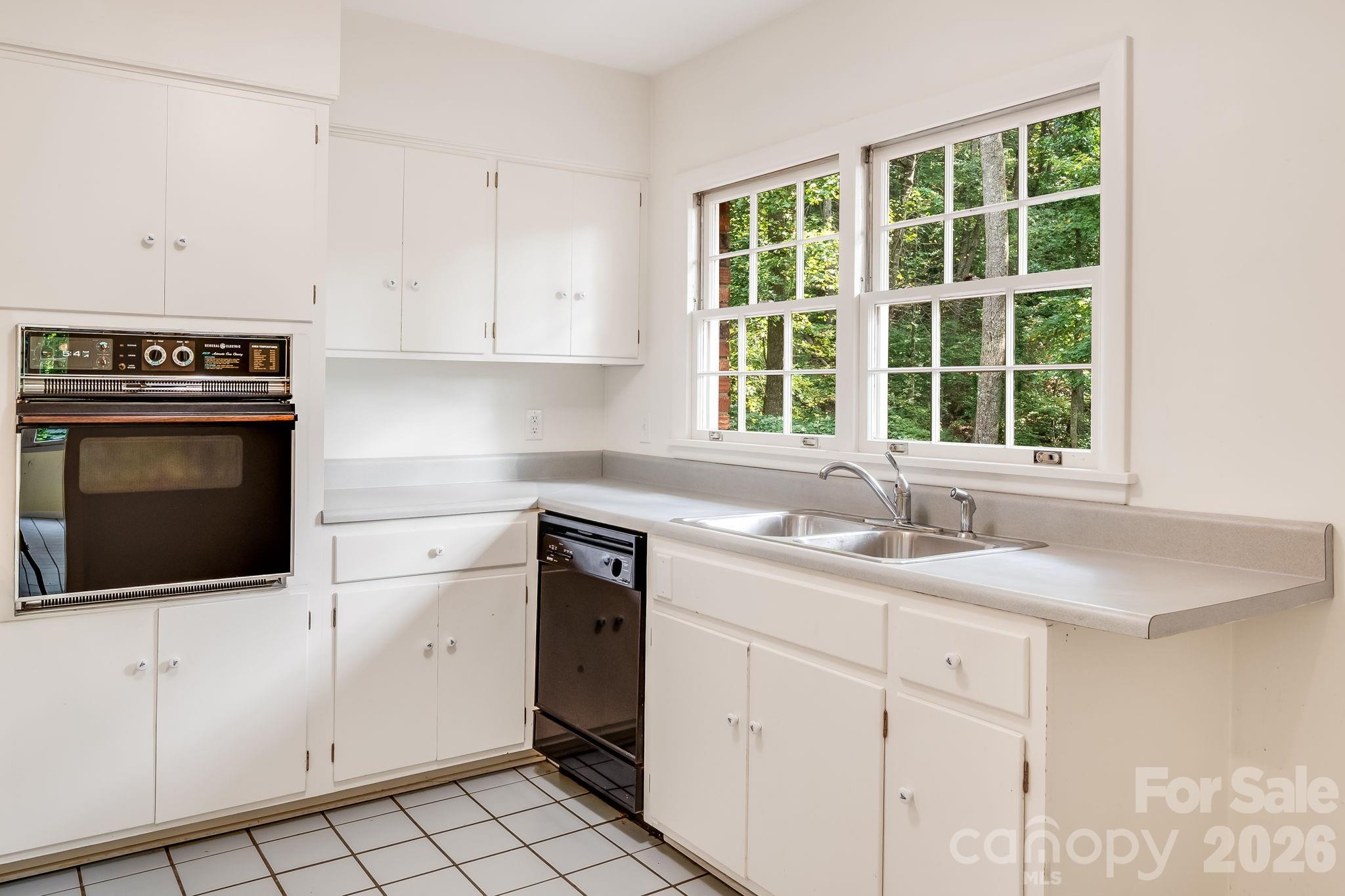 165 Cherokee Road
