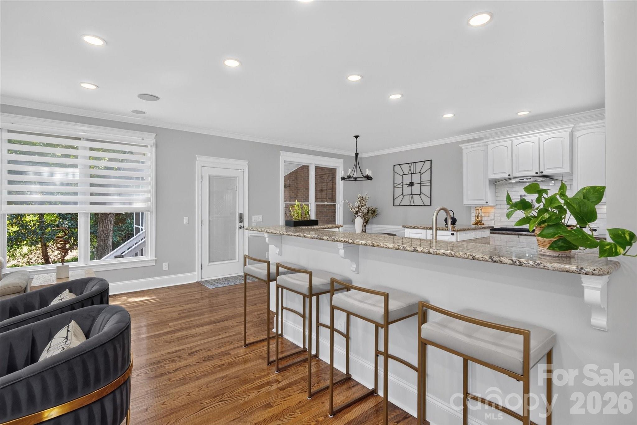 6605 Saunton Court