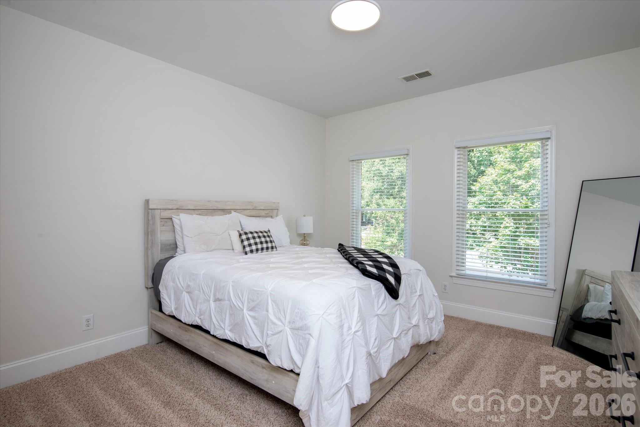 6605 Saunton Court