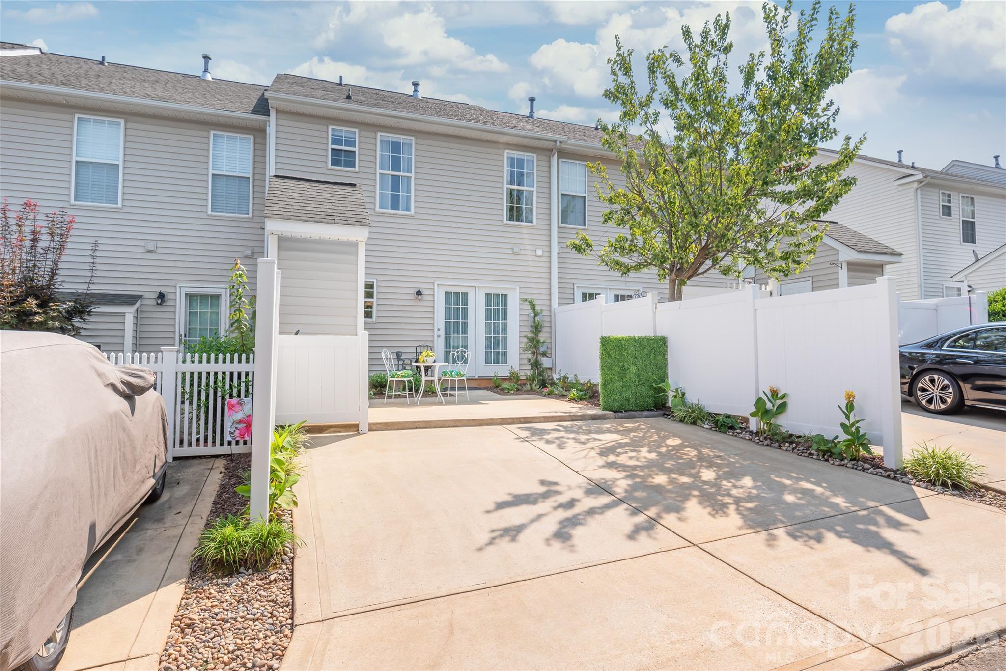 3902 Christine Lane Unit: #B