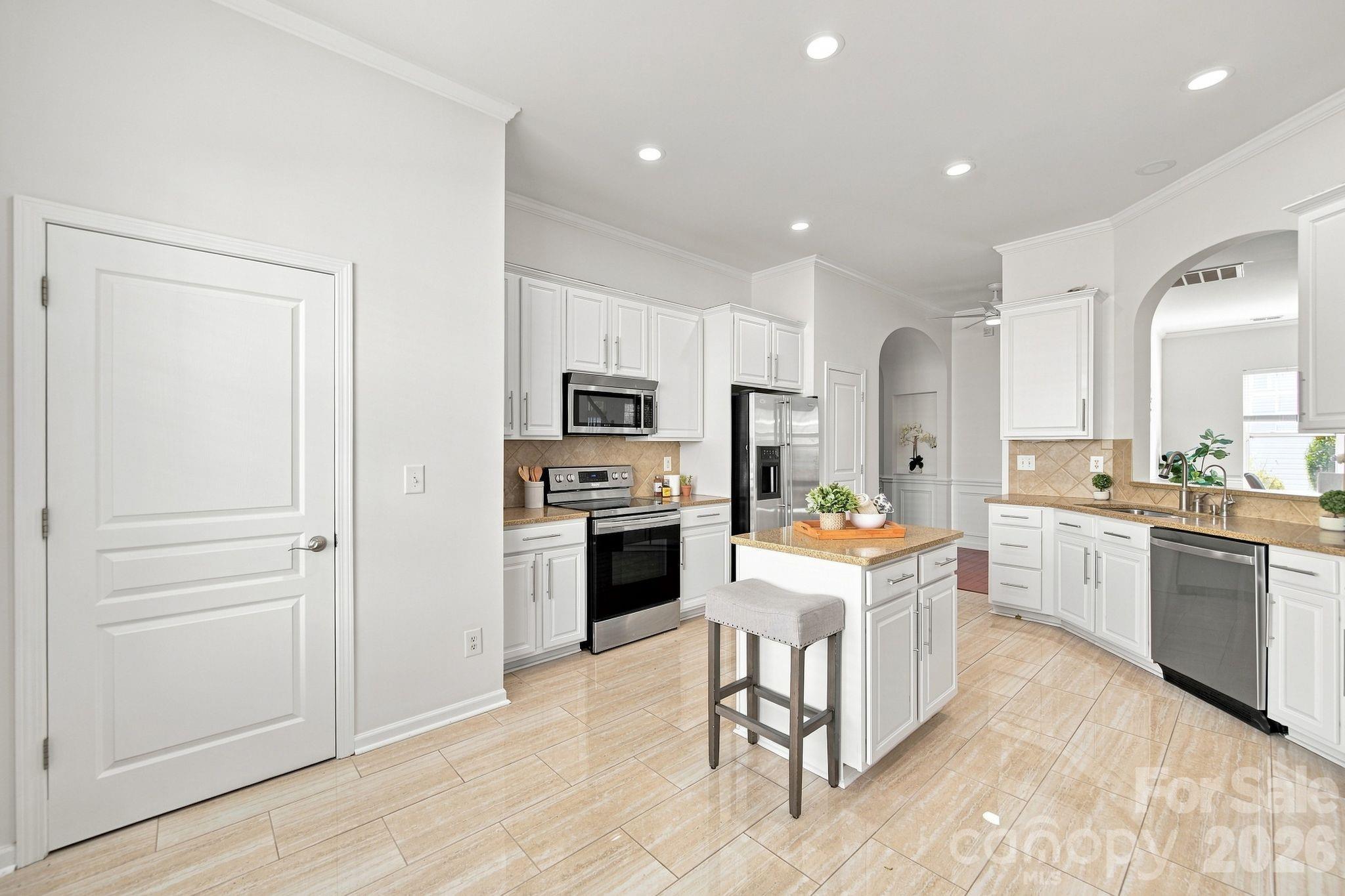 87423 Edsen Court