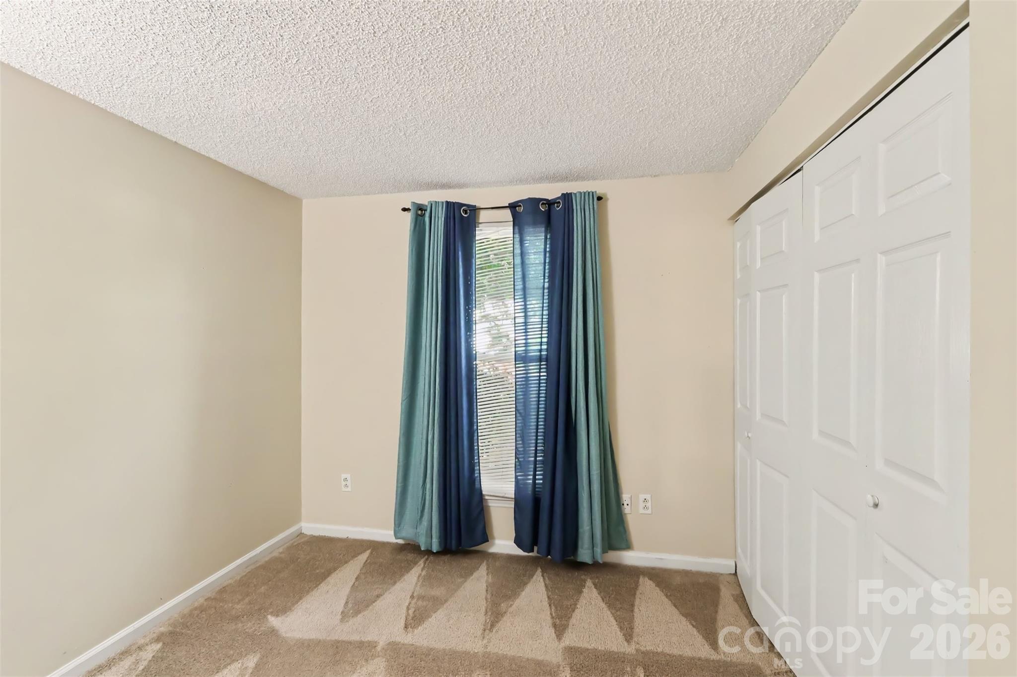 3001 Old House Circle