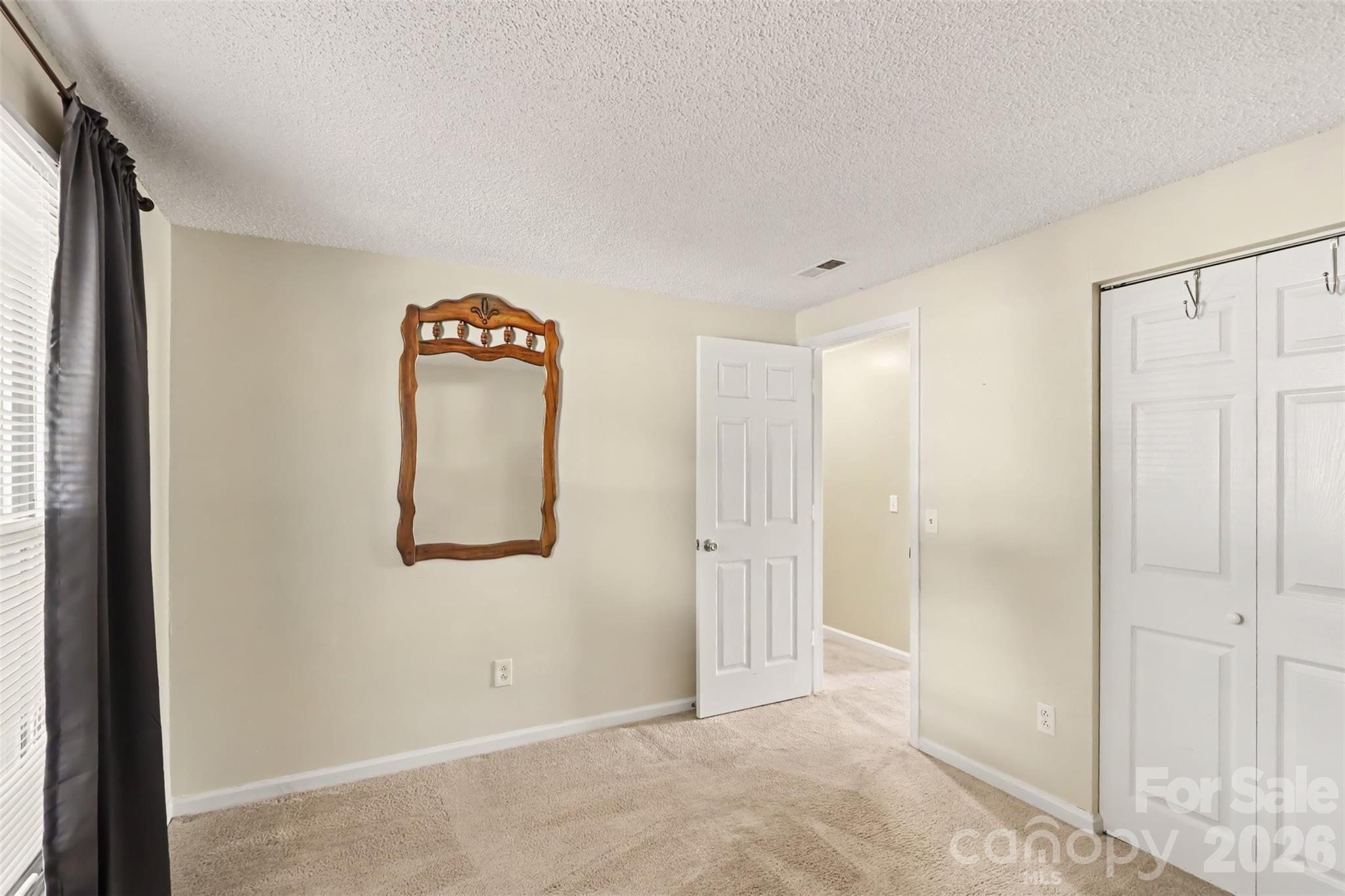 3001 Old House Circle