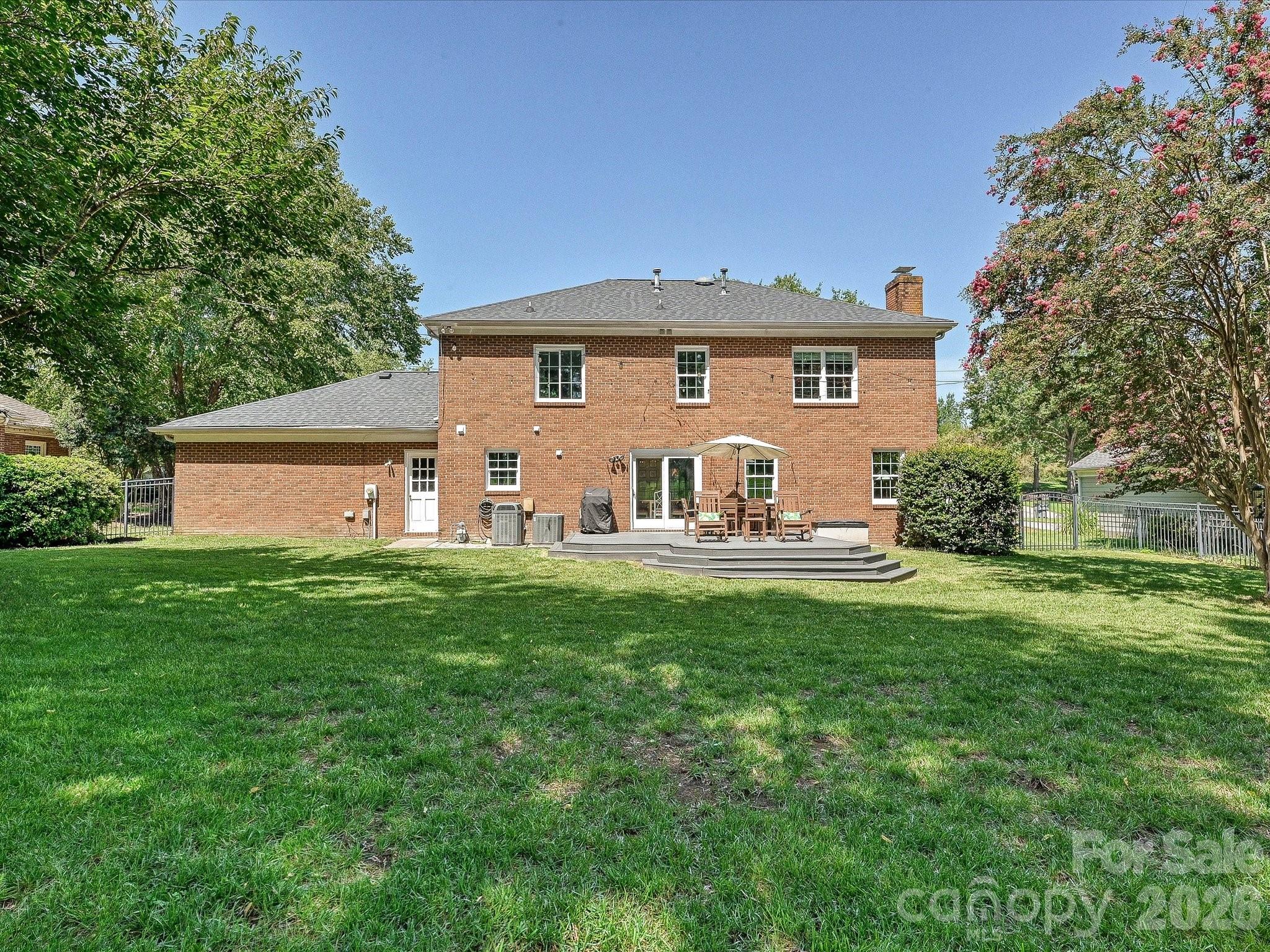 4638 DEANSCROFT Drive