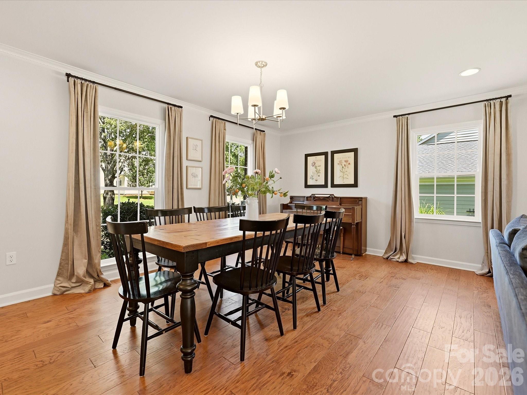 4638 DEANSCROFT Drive