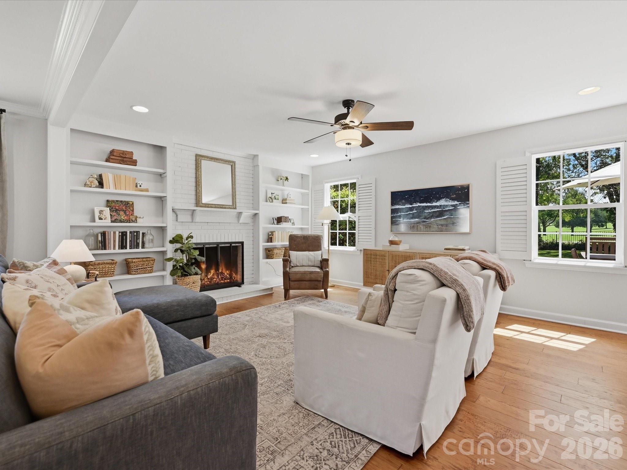 4638 DEANSCROFT Drive