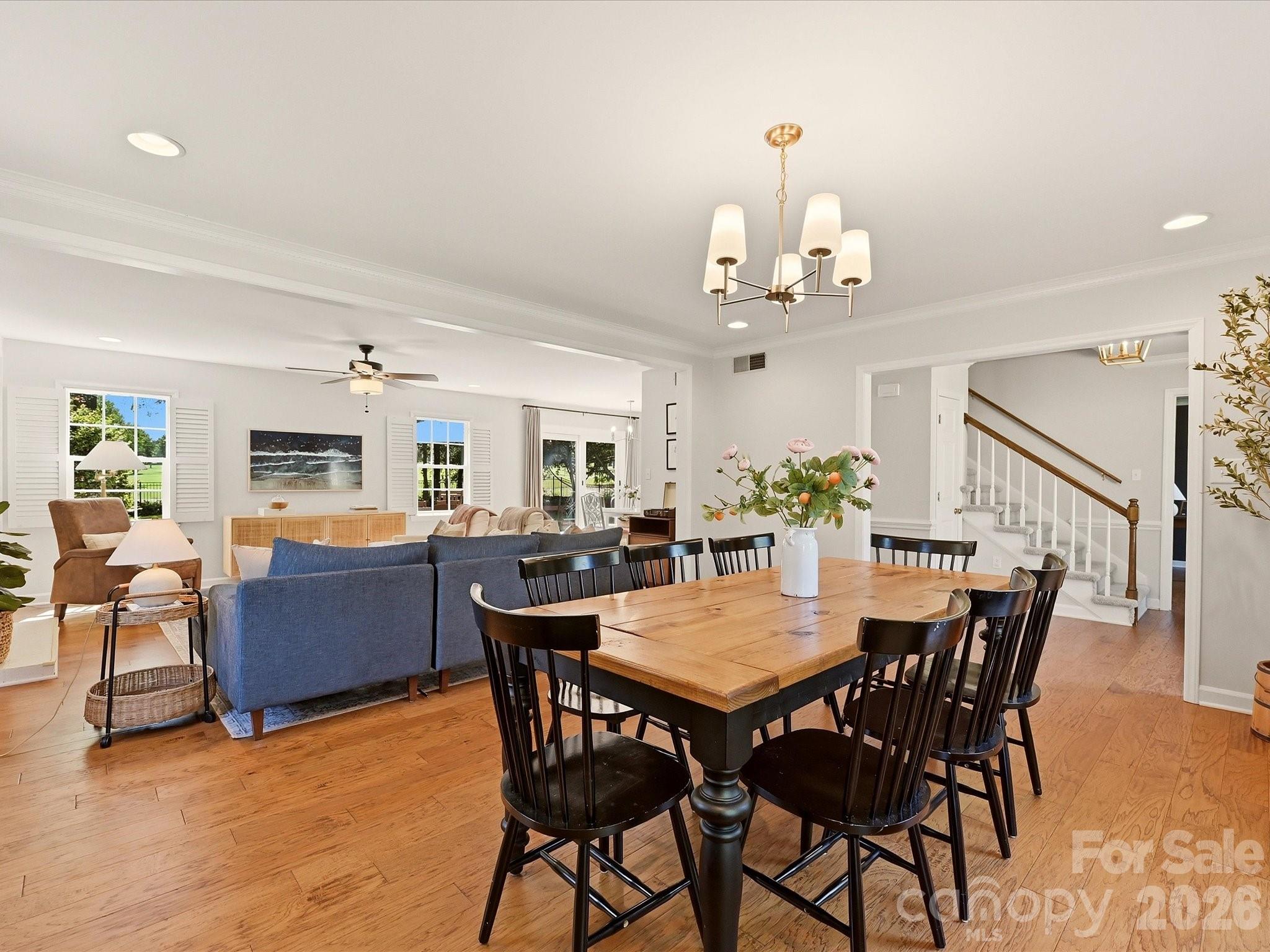 4638 DEANSCROFT Drive