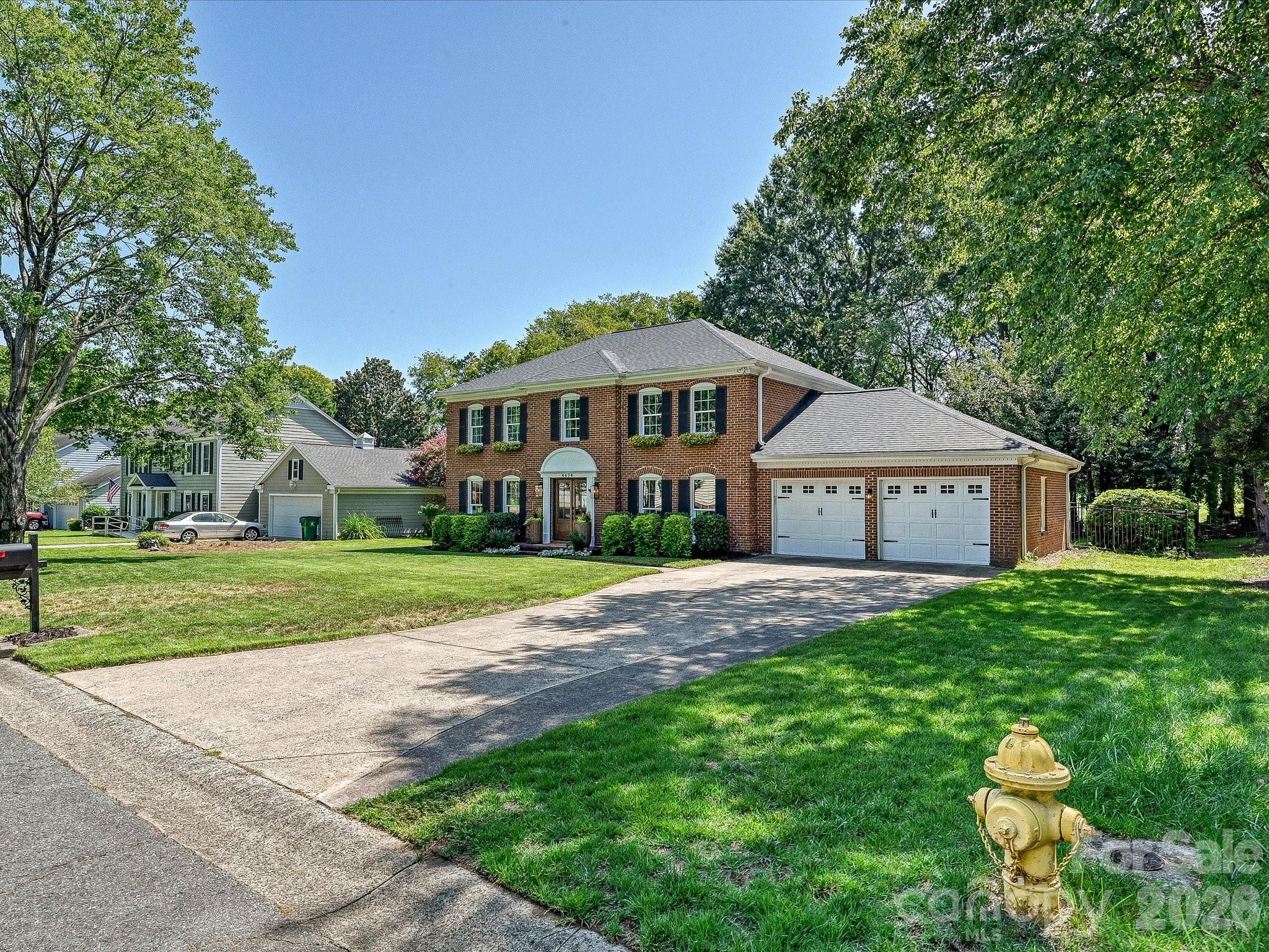 4638 DEANSCROFT Drive
