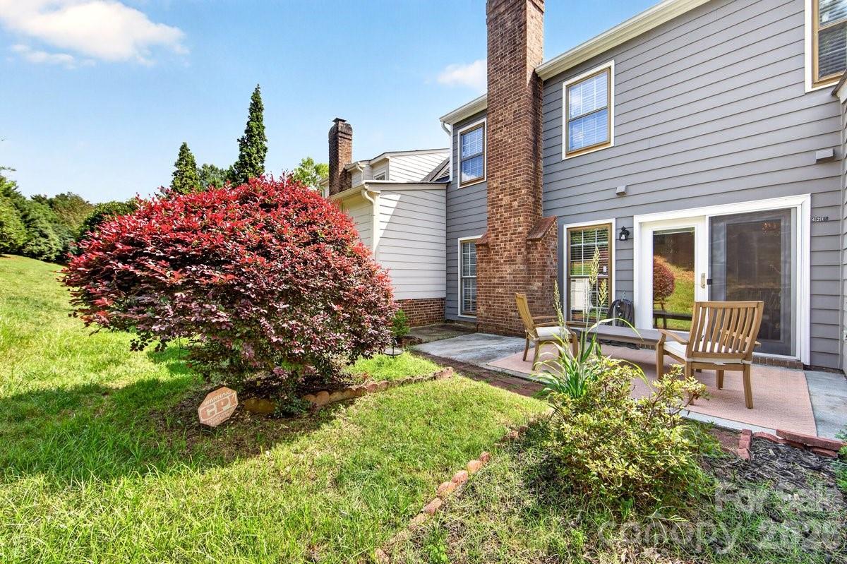 4219 Blacktree Lane