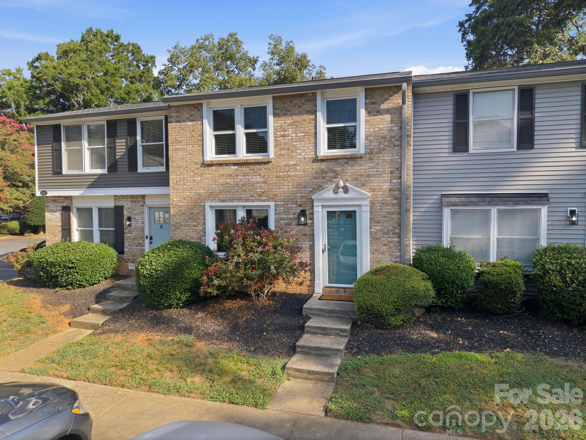 1217 Scaleybark Road
