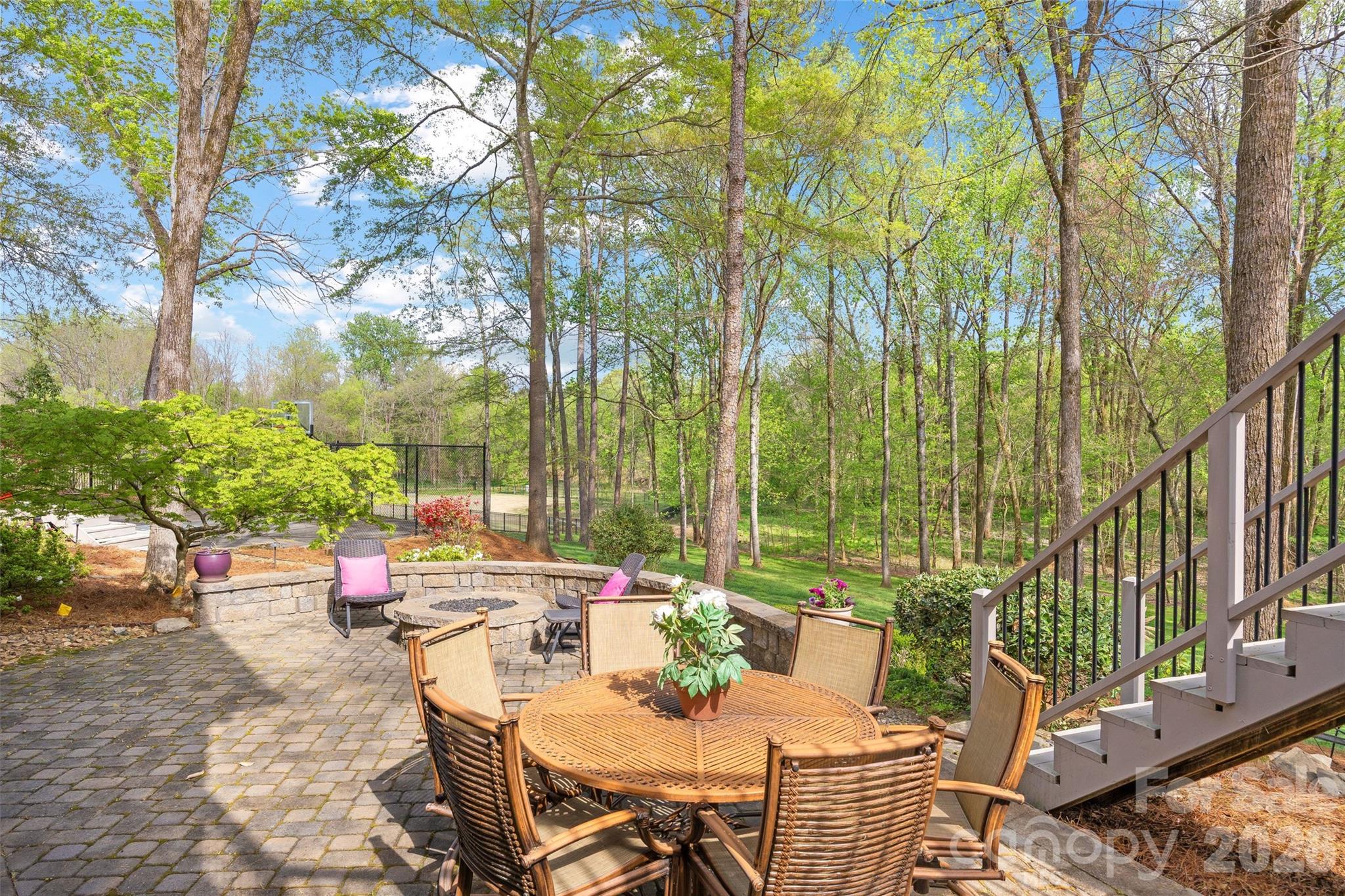 4900 Carmel Club Drive