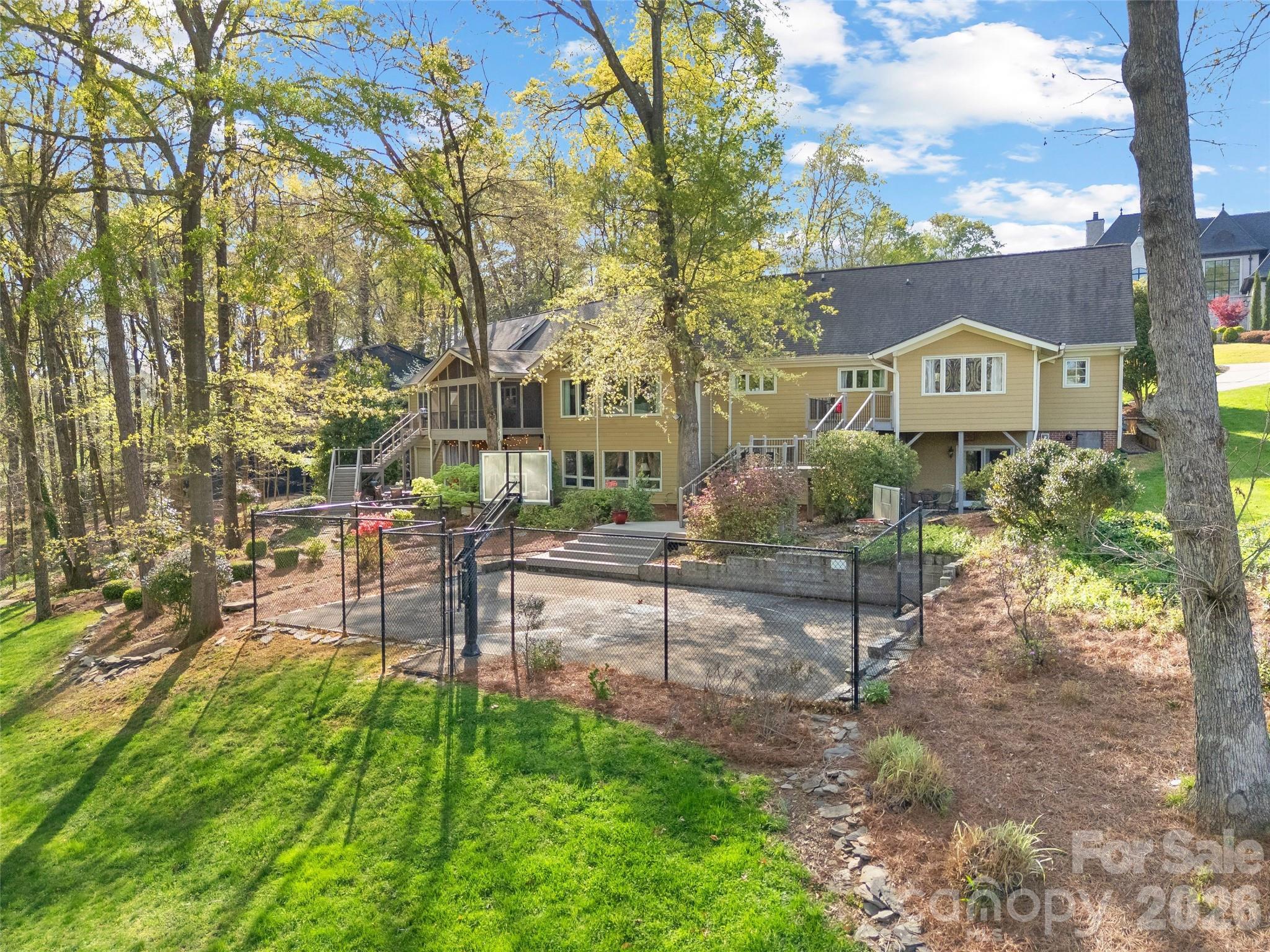 4900 Carmel Club Drive