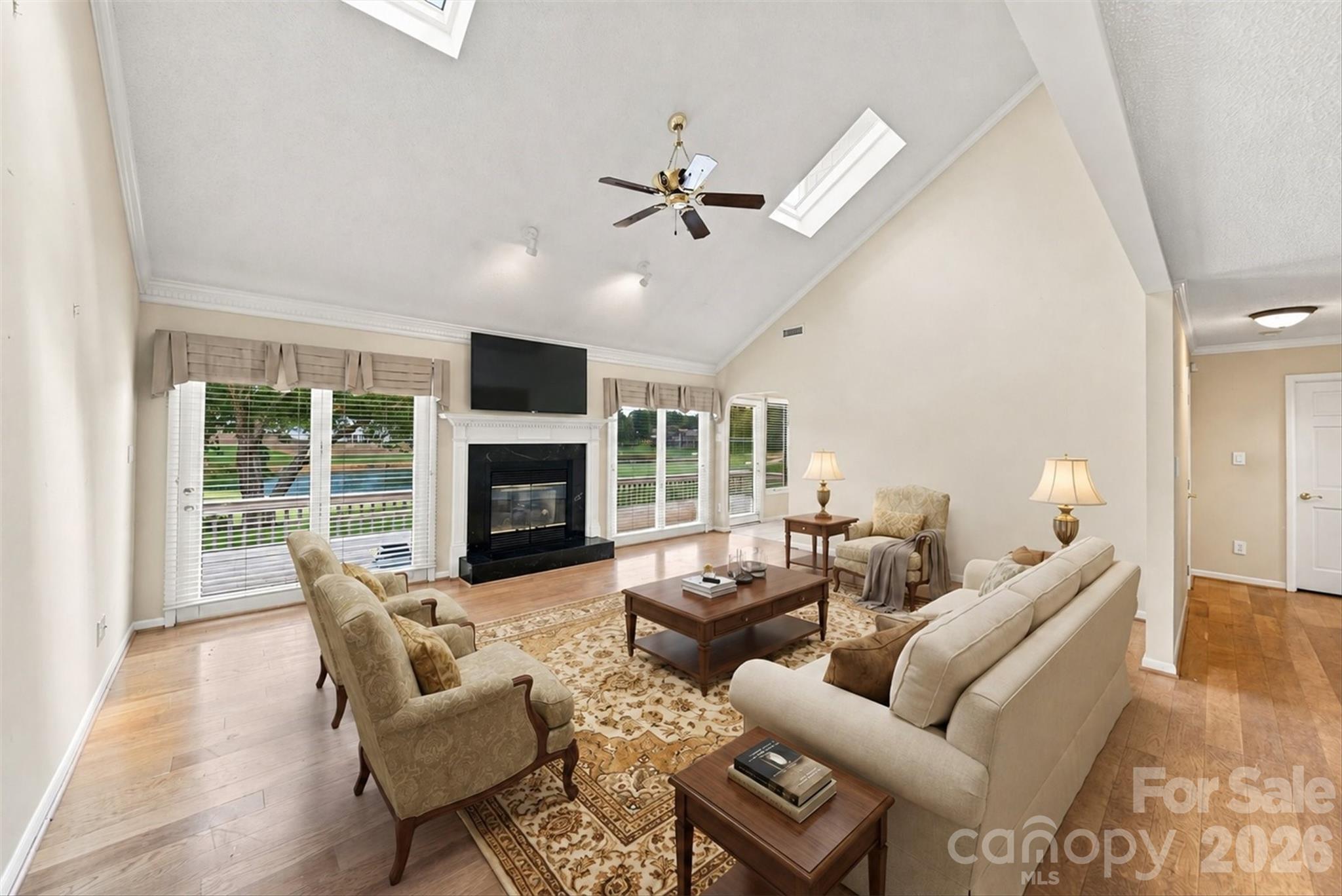 3823 ROCK BRIDGE Drive NE