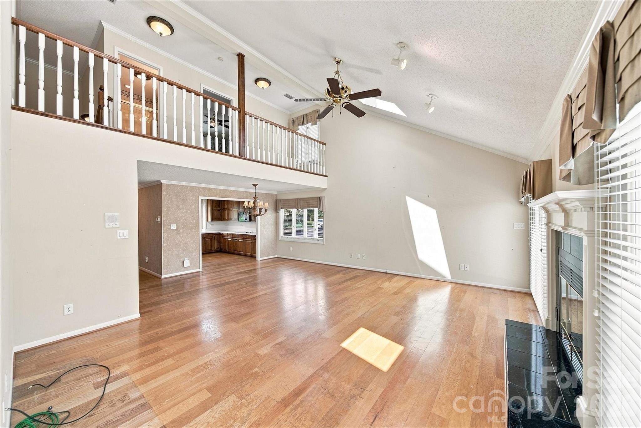 3823 ROCK BRIDGE Drive NE