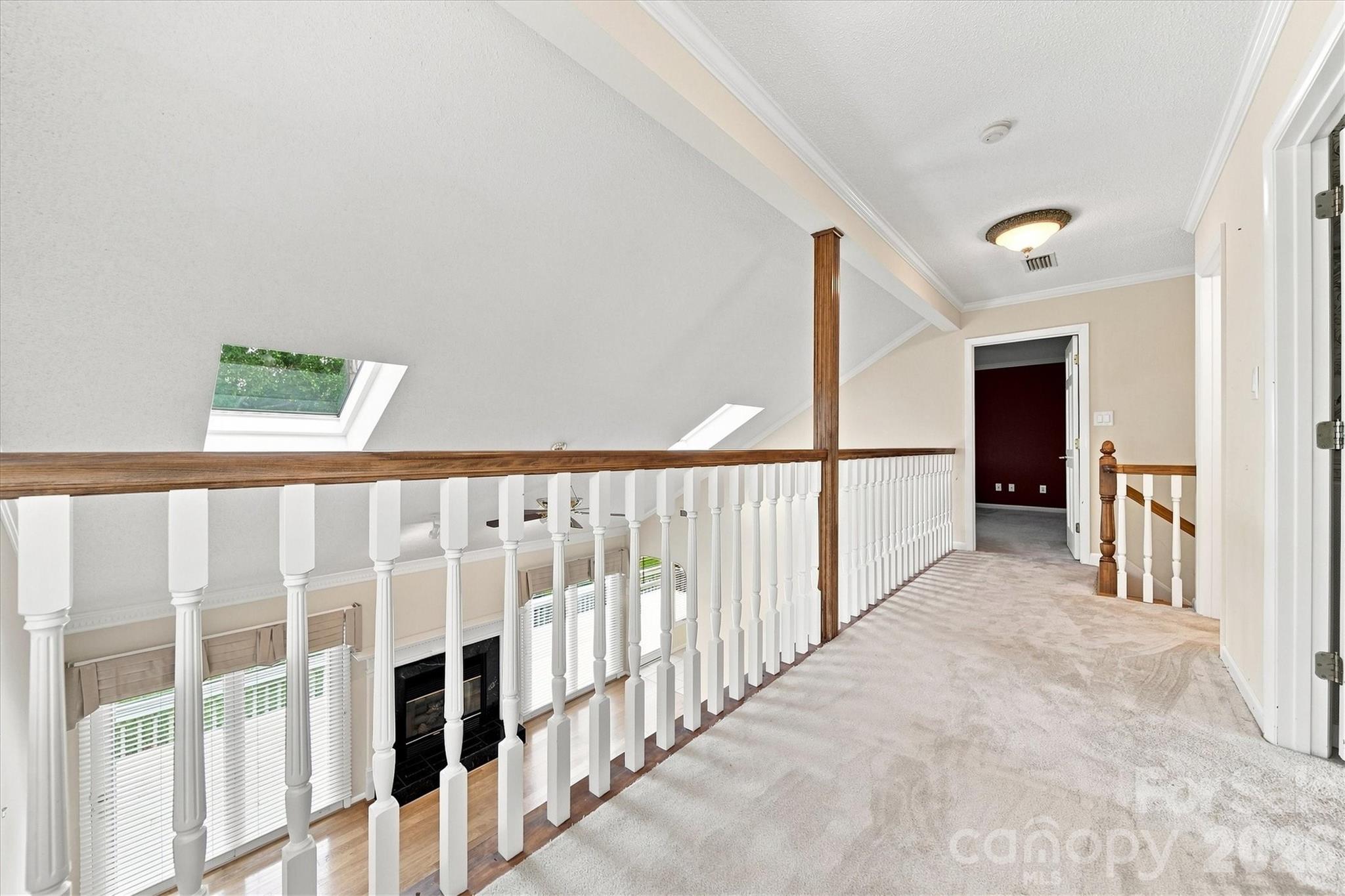 3823 ROCK BRIDGE Drive NE