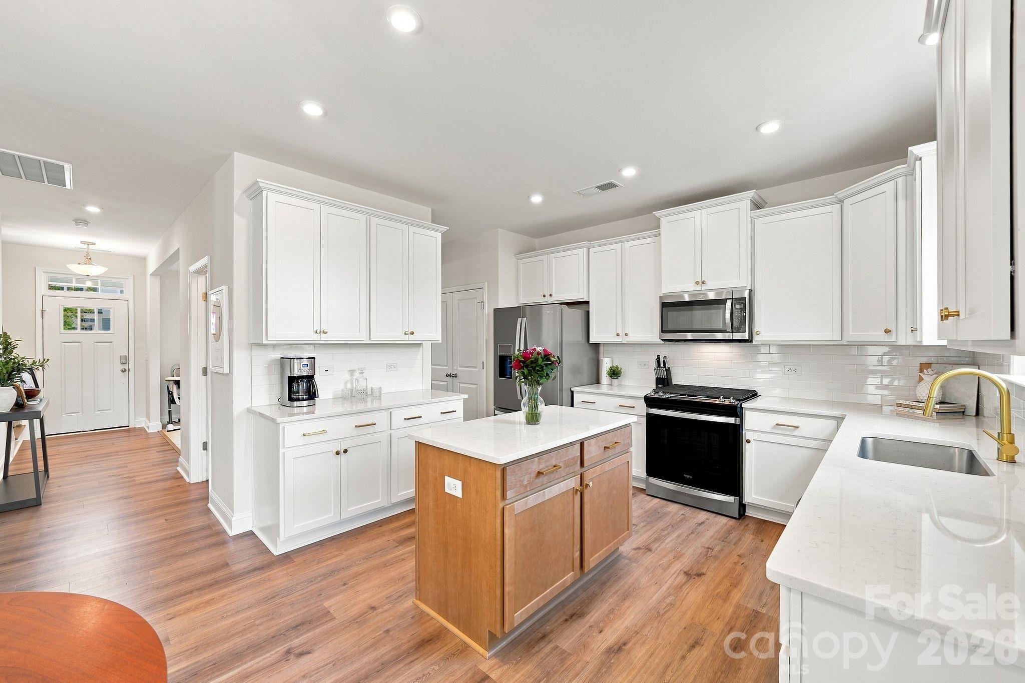 1533 Cedar Tree Drive