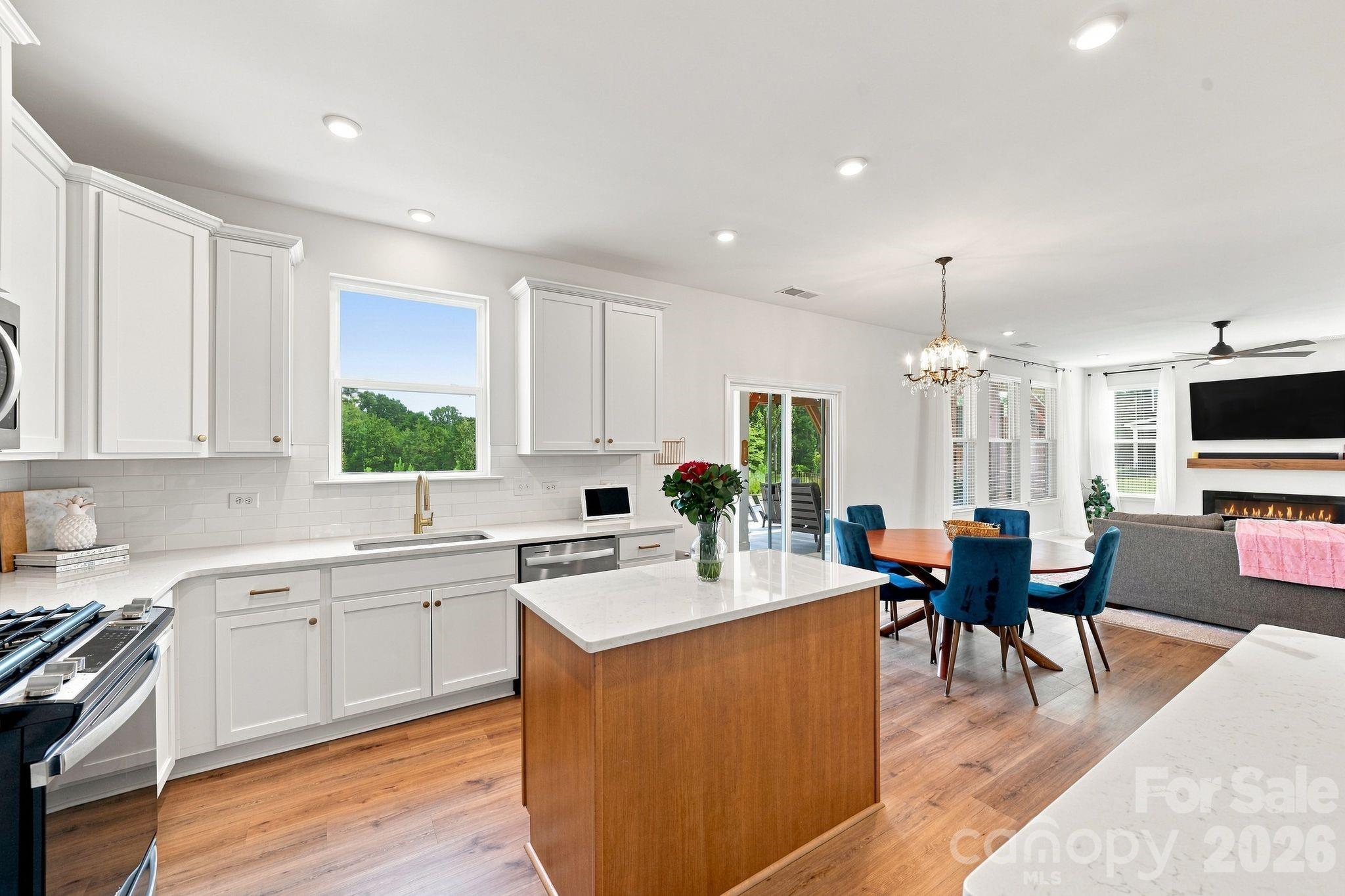 1533 Cedar Tree Drive