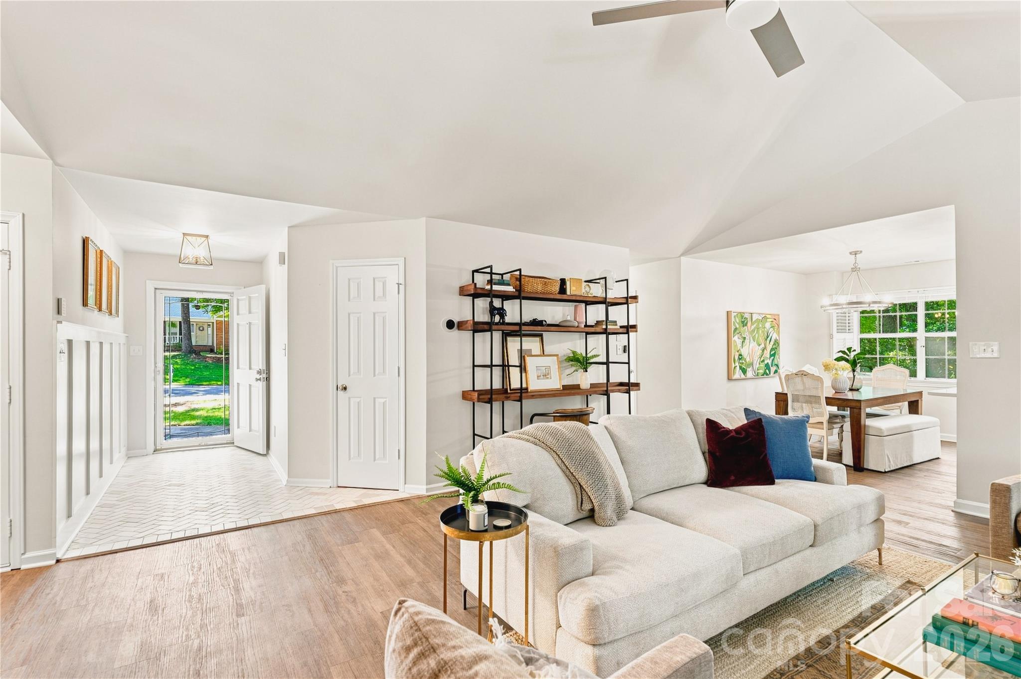 8805 Golf Ridge Drive