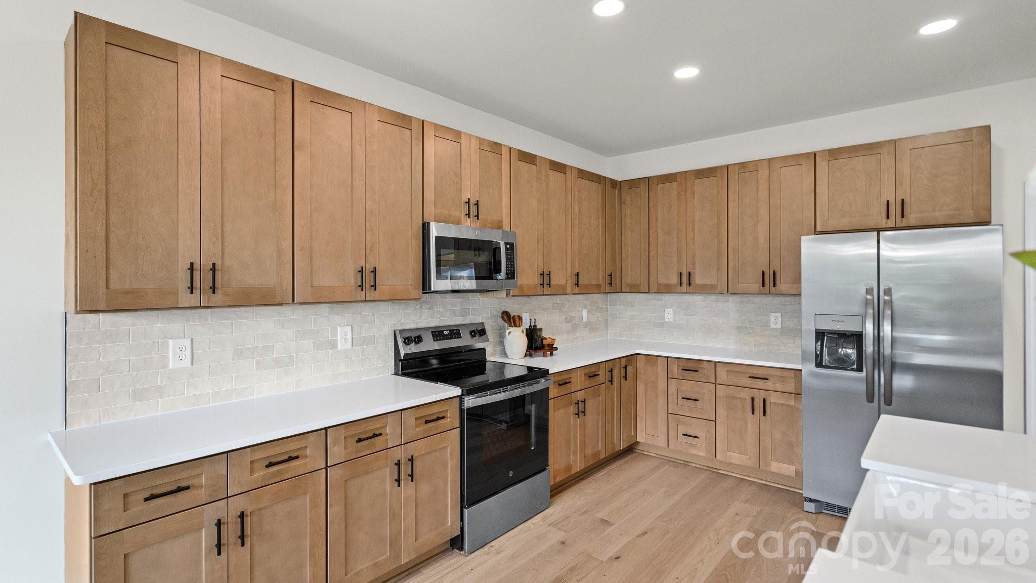 3800 Erskine Woods Drive