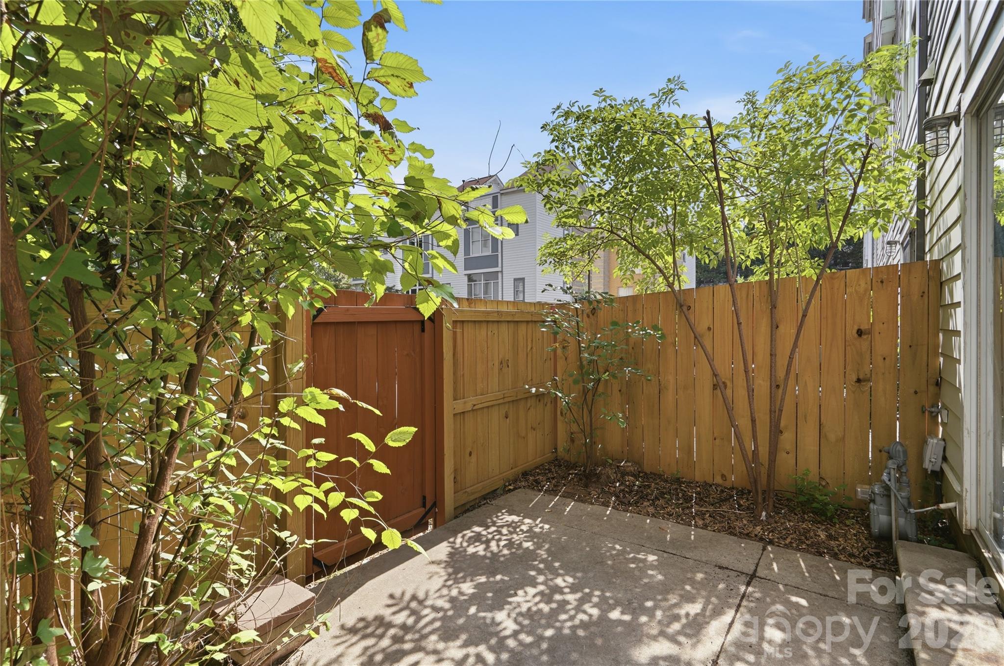 2090 Atherton Heights Lane