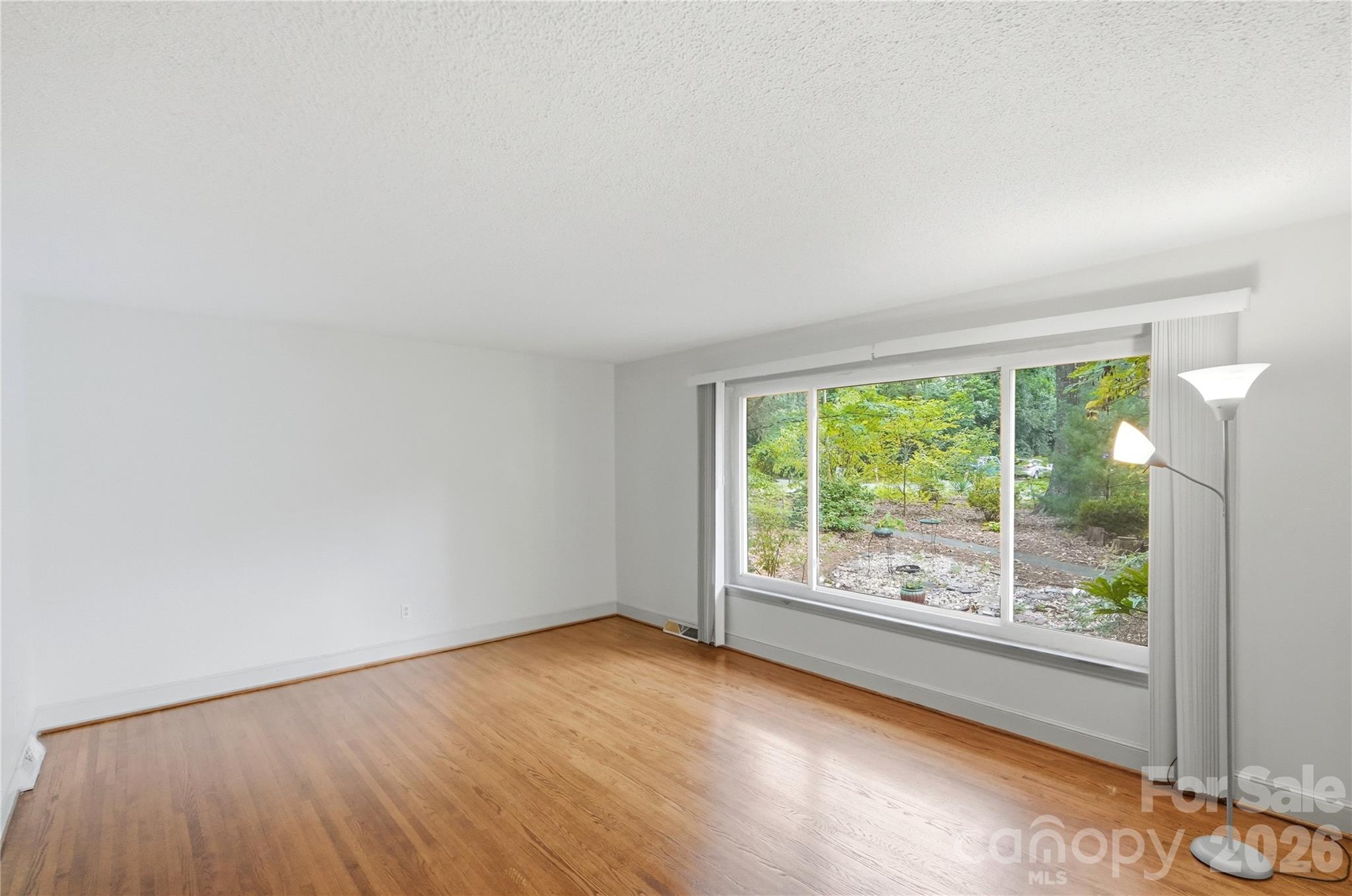 4819 Carousel Drive