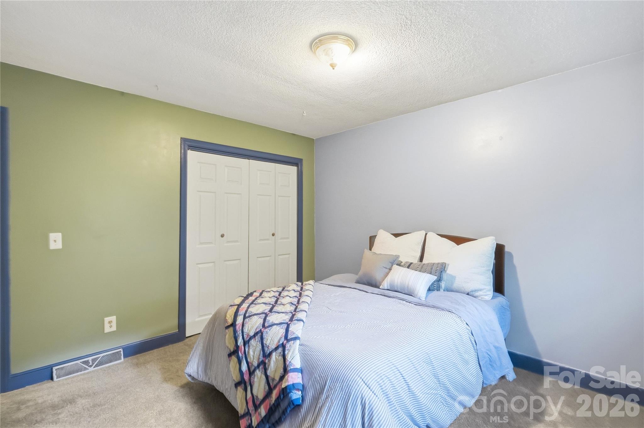 4819 Carousel Drive
