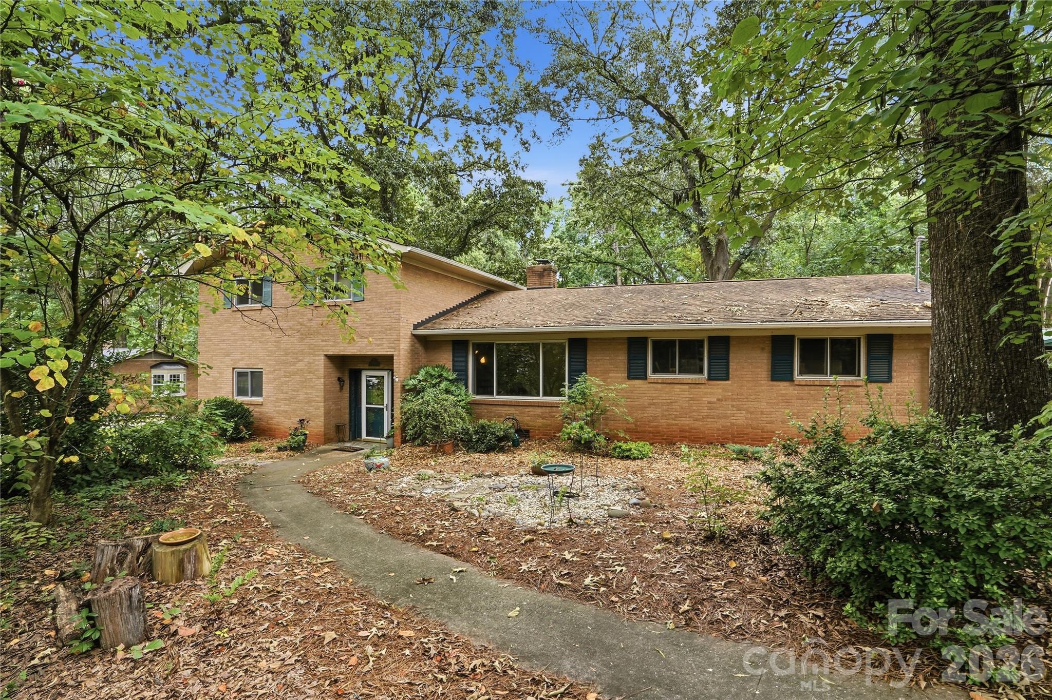 4819 Carousel Drive