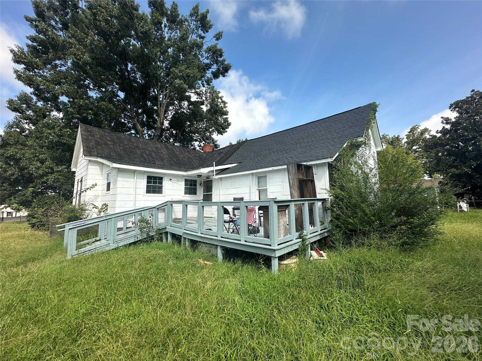 609 Front Street Unit: 5
