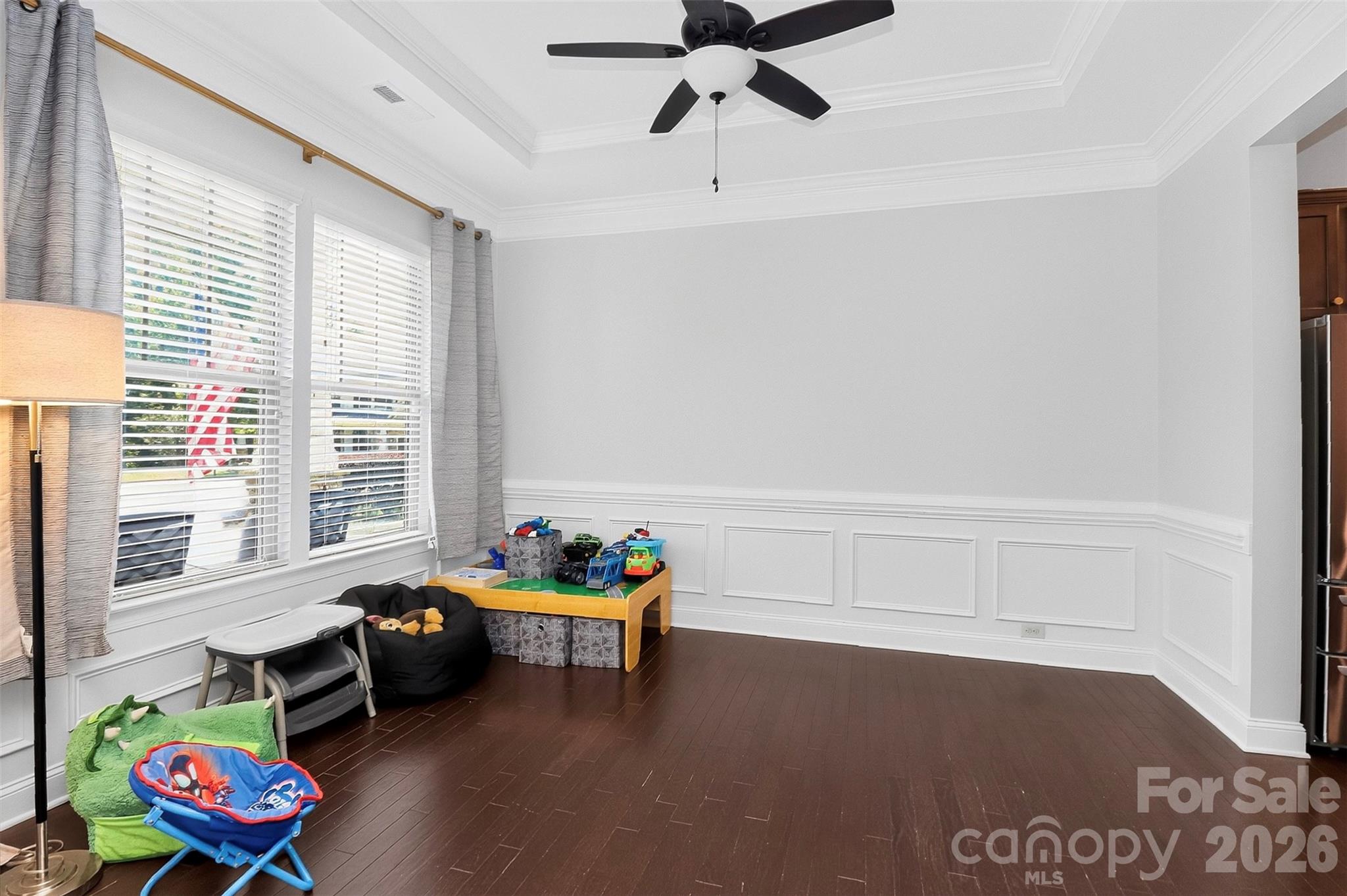 5112 Forest Knoll Court