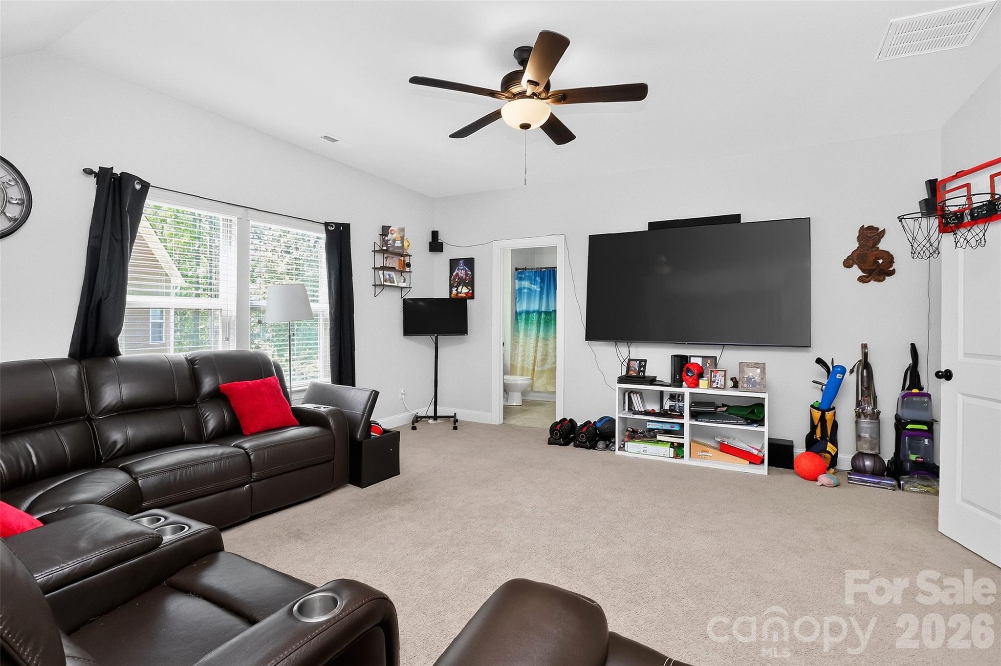 5112 Forest Knoll Court