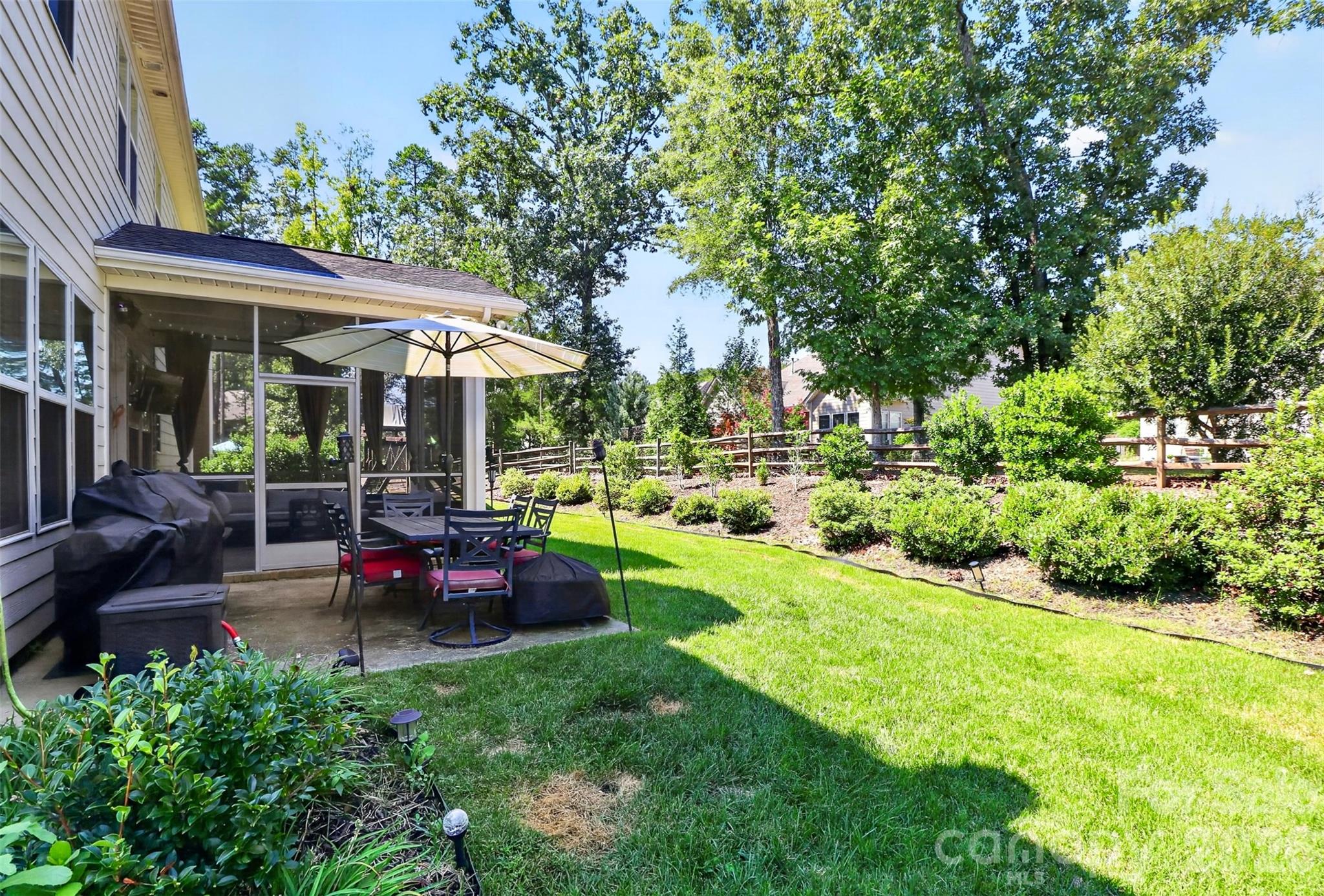 5112 Forest Knoll Court