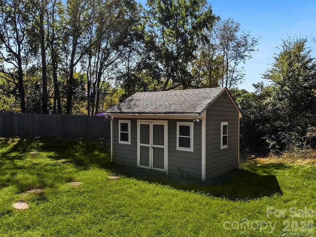 3709 Stoneglen Path