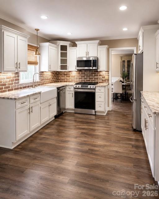3709 Stoneglen Path
