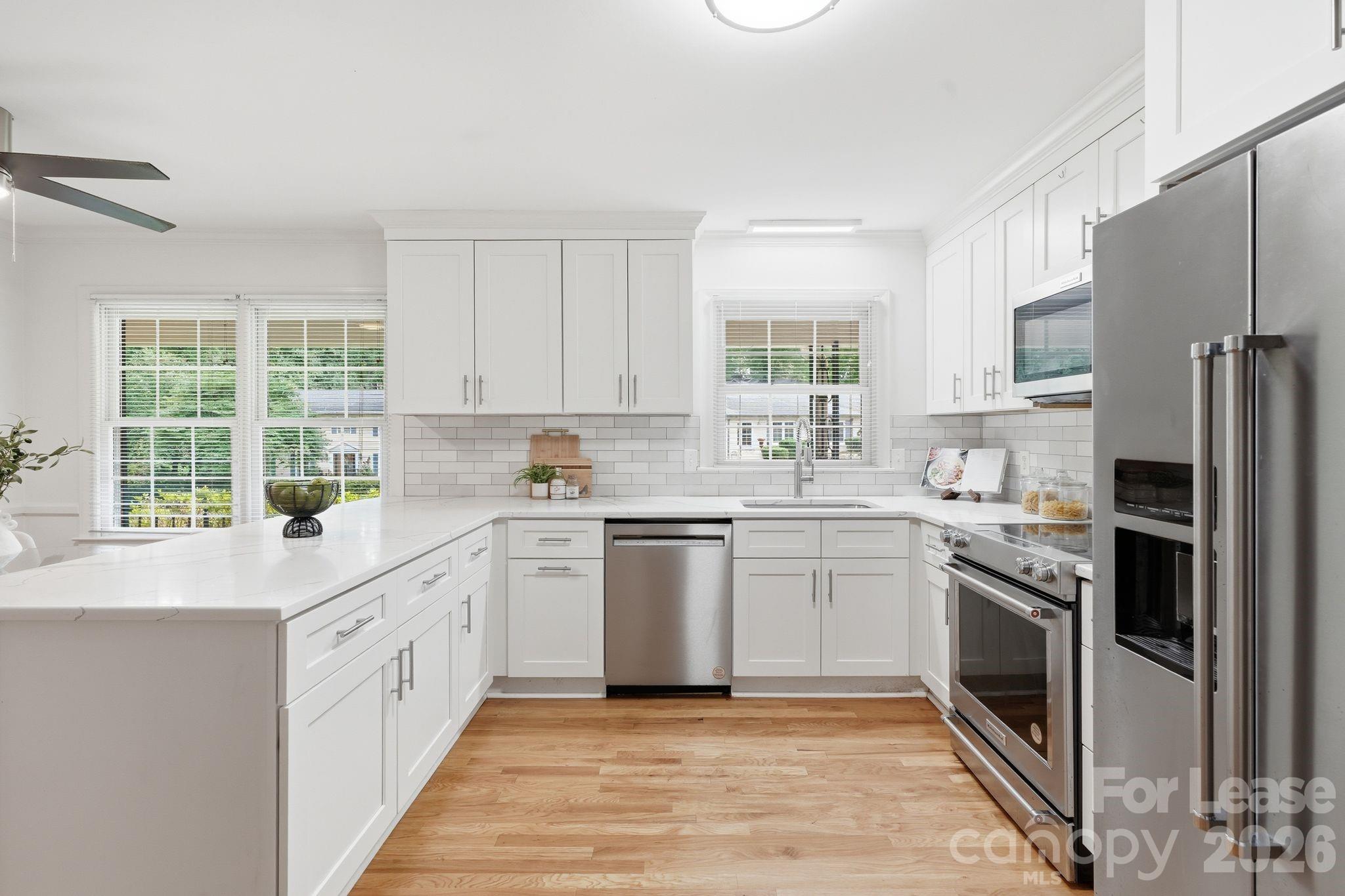926 Shady Bluff Drive