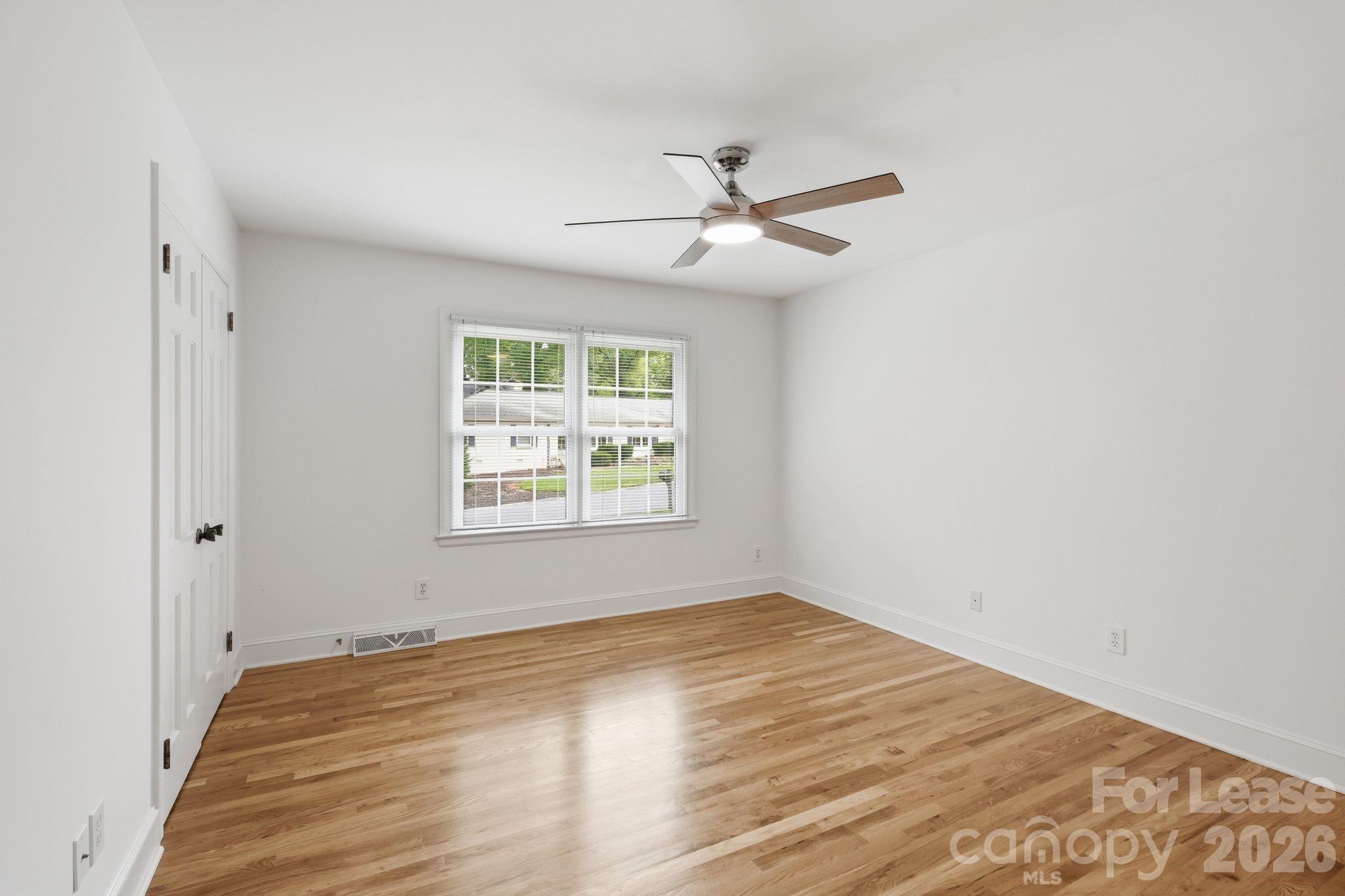926 Shady Bluff Drive