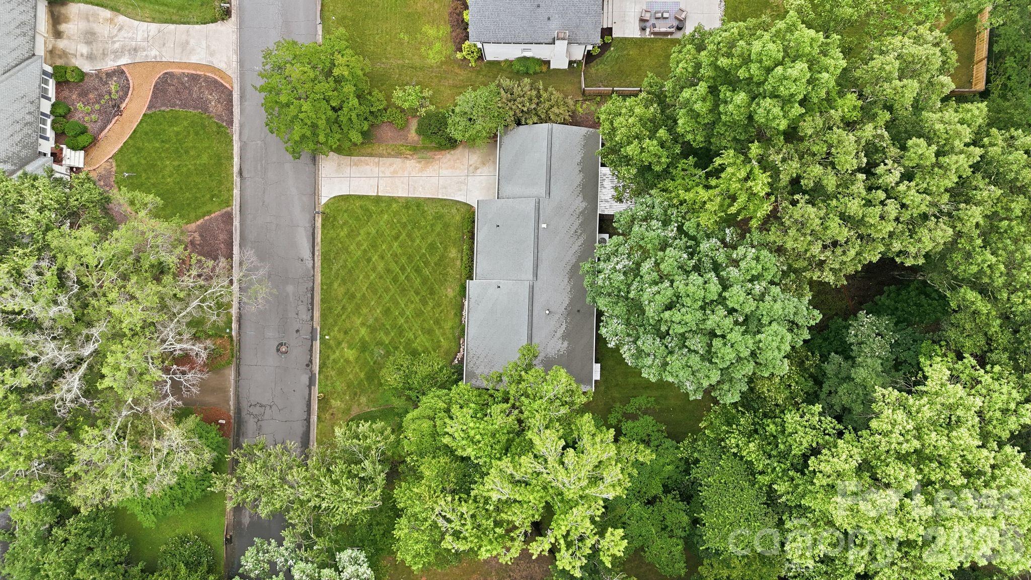 926 Shady Bluff Drive