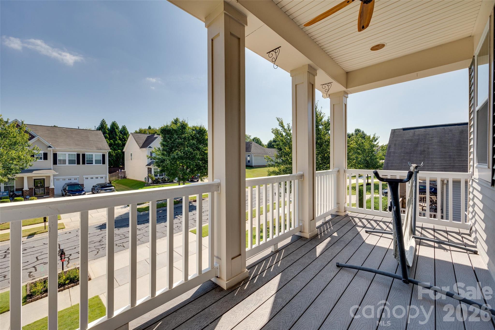 305 Laurel Bay Street NW