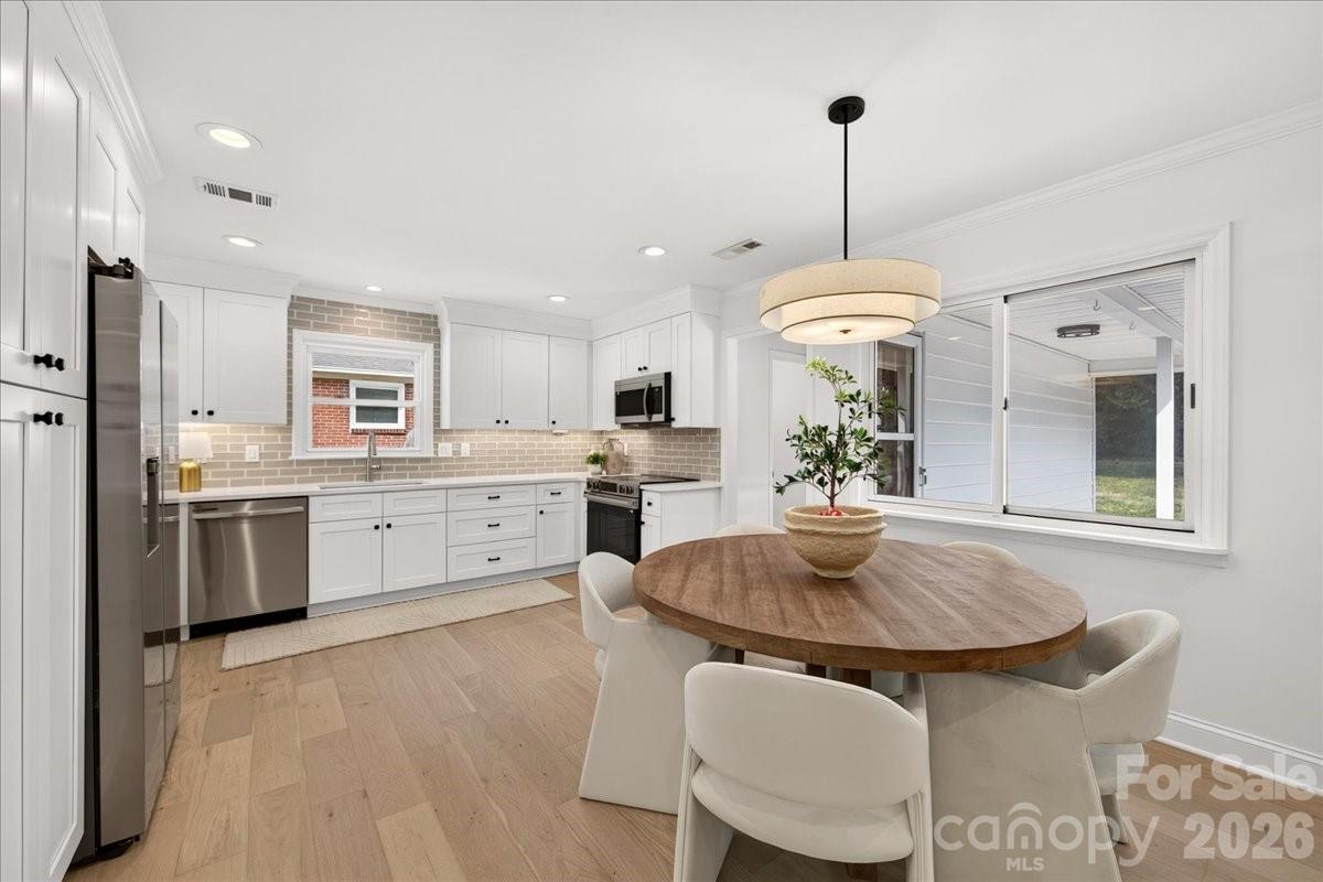 1236 Beechdale Drive
