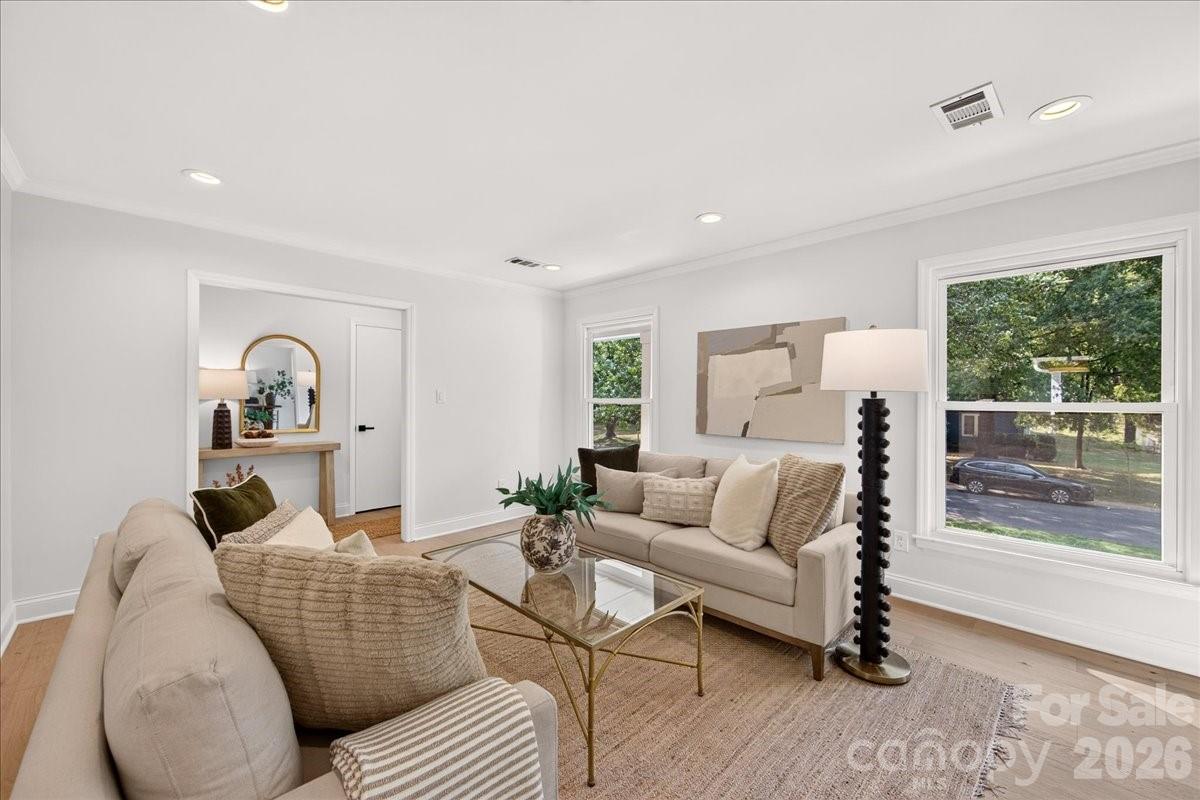 1236 Beechdale Drive