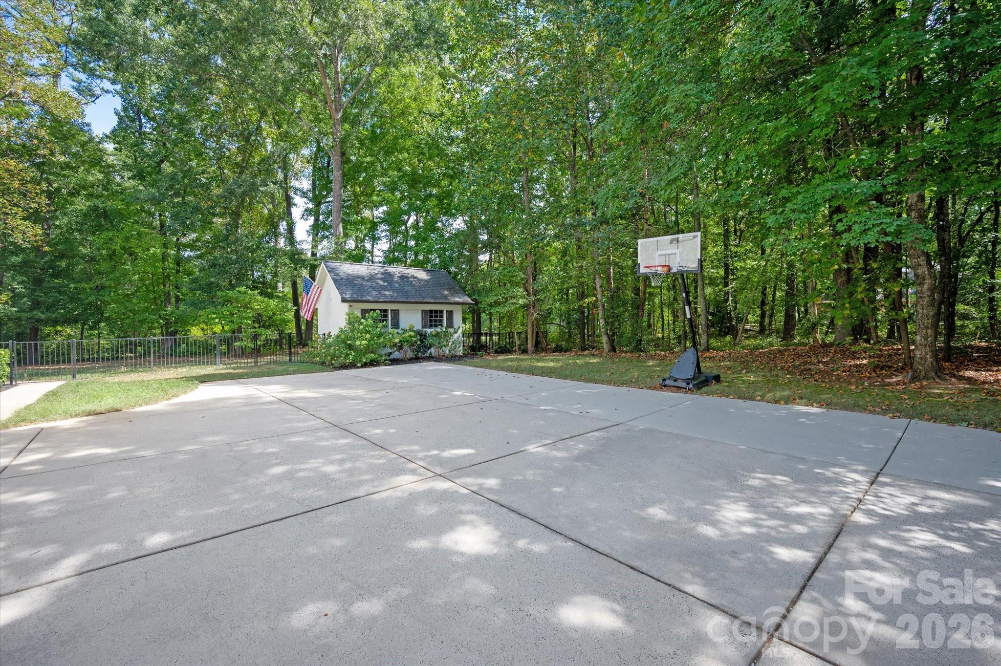 611 Pacer Lane