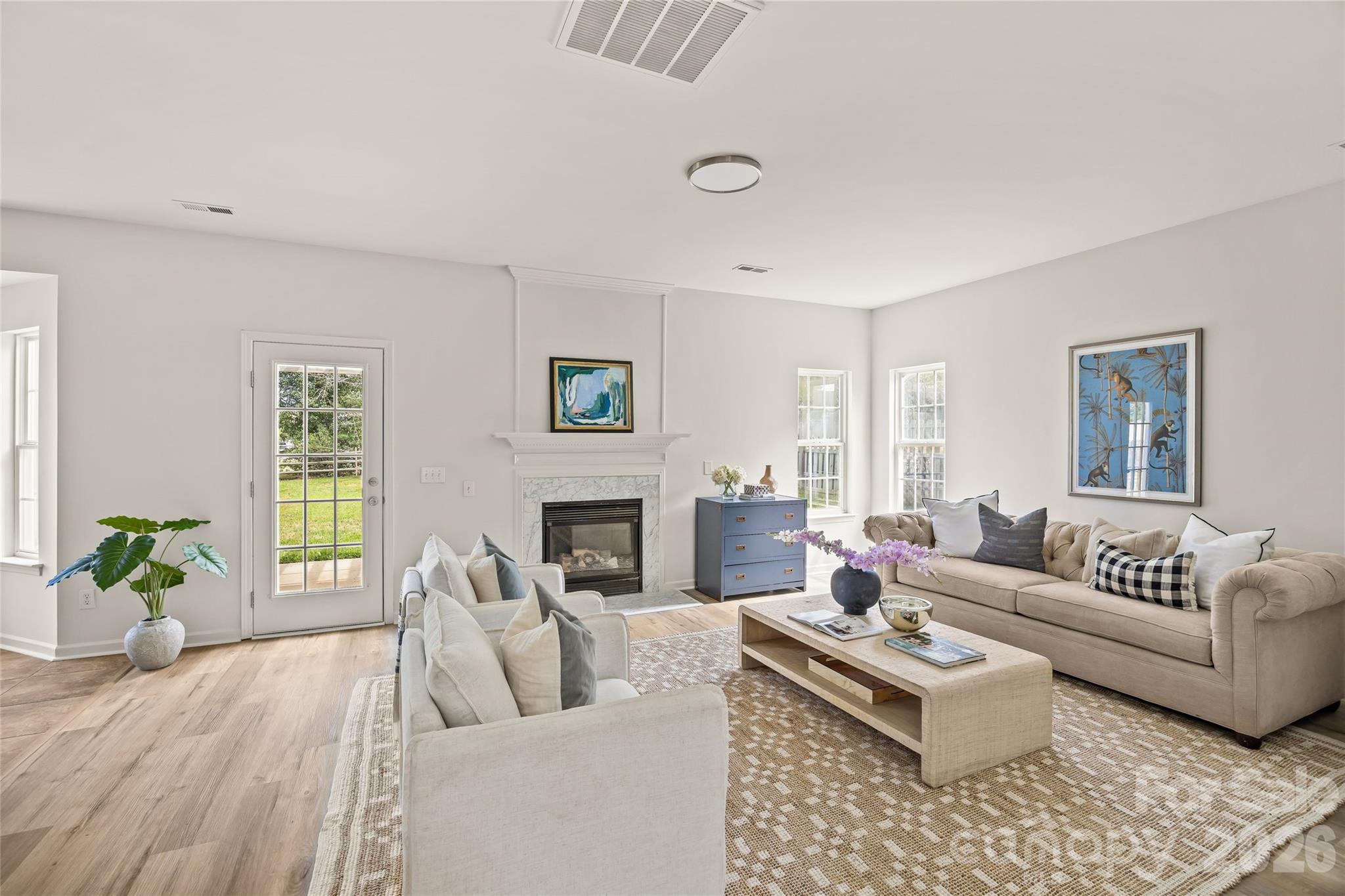 6106 Greengate Lane