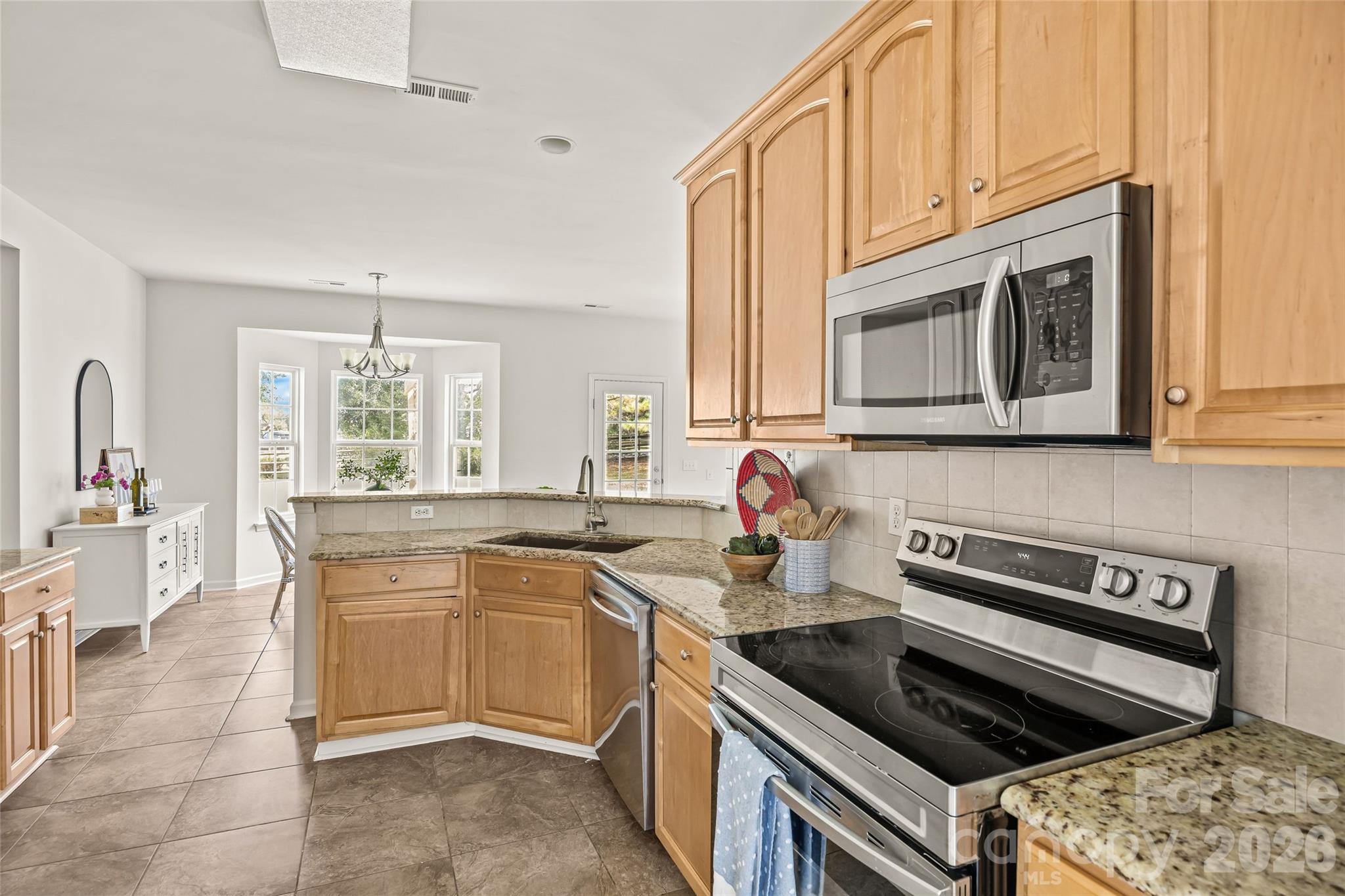 6106 Greengate Lane