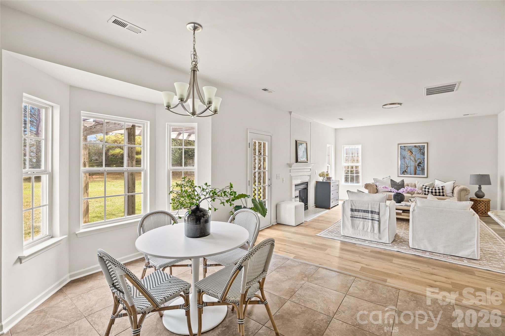 6106 Greengate Lane