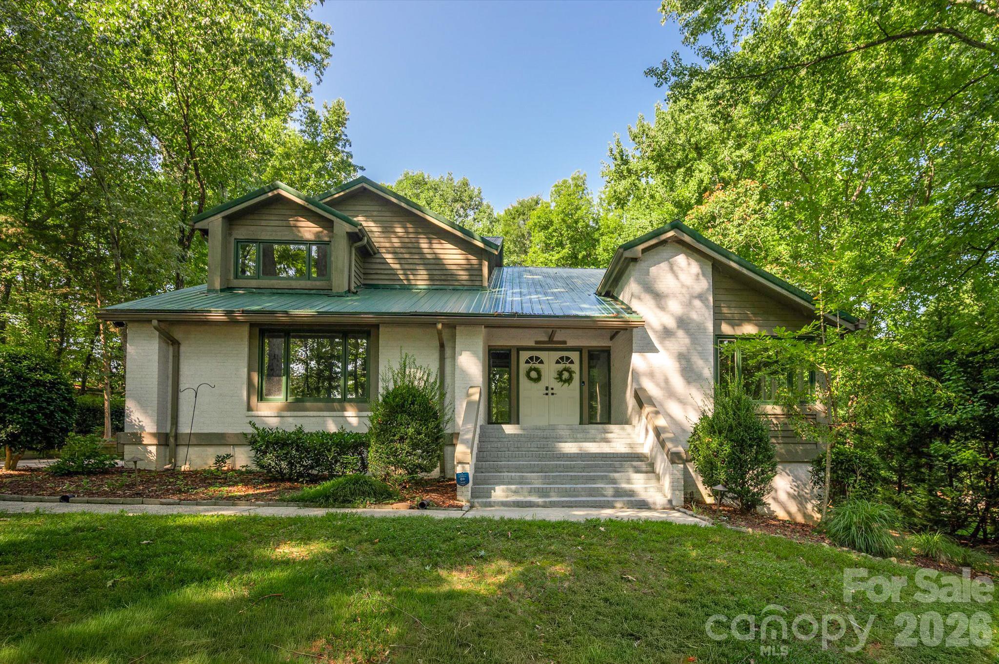 4418 Horseshoe Bend