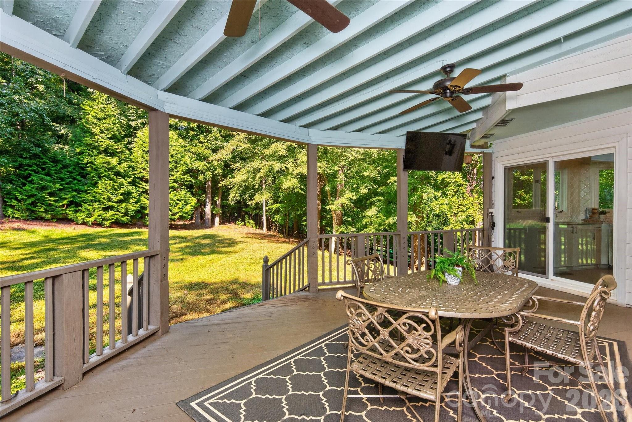 4418 Horseshoe Bend