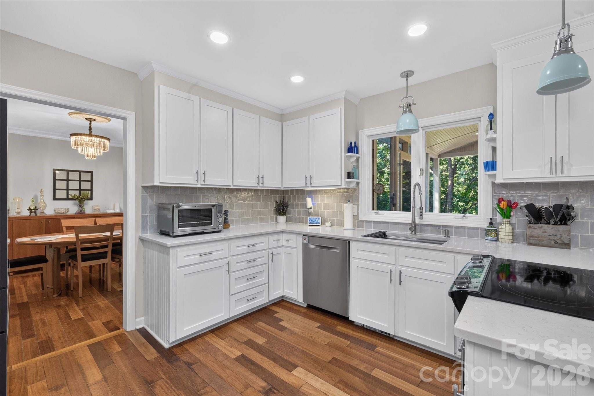 10009 Thomas Payne Circle